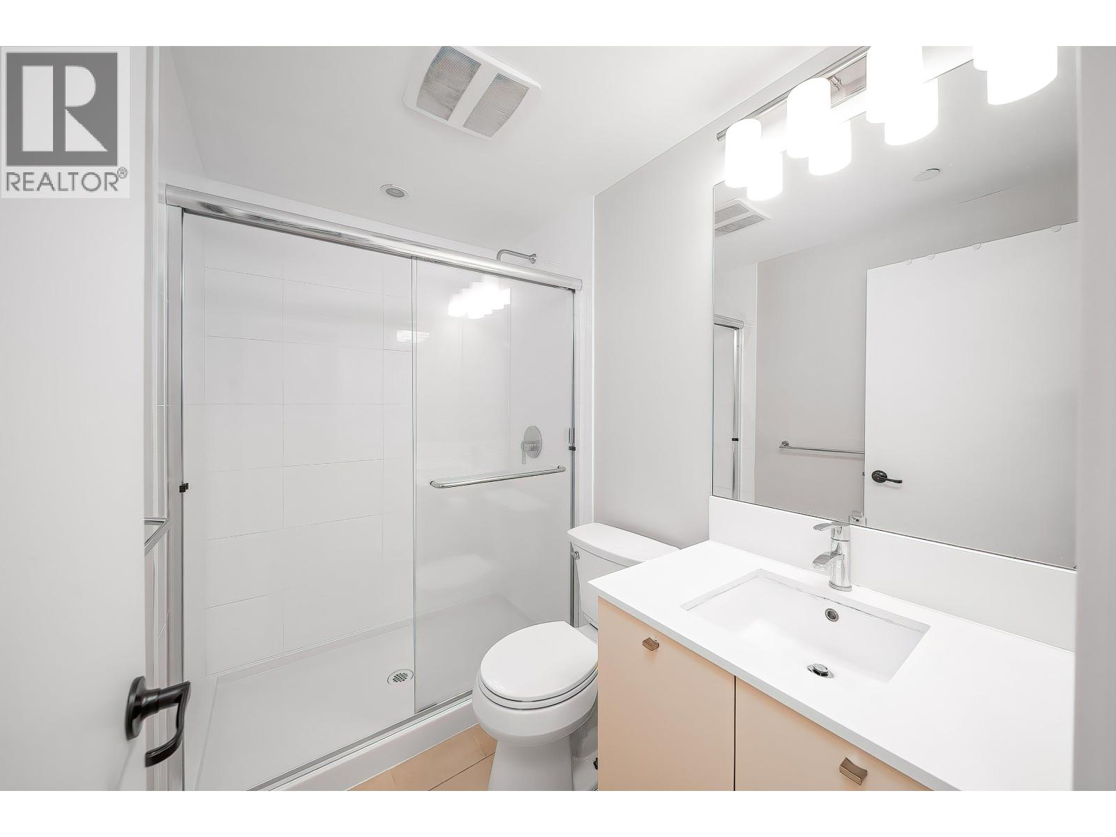 902 6971 Elmbridge Way, Richmond, British Columbia  V7C 0A5 - Photo 9 - R3057194