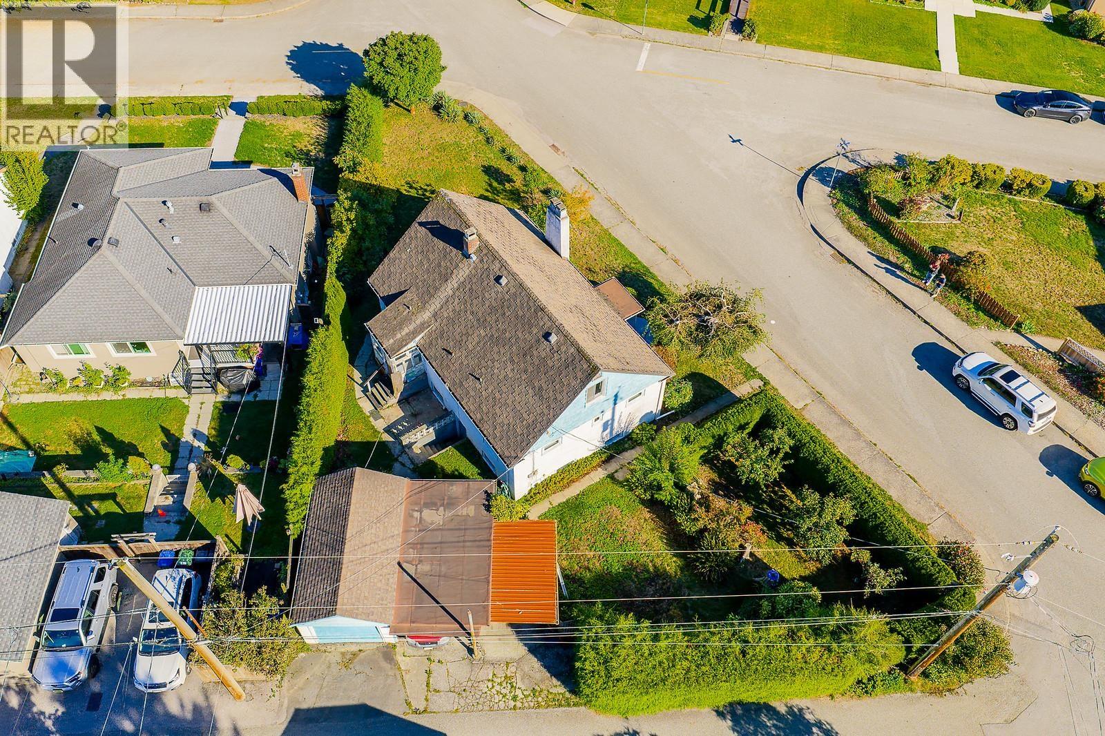 319 Churchill Avenue, New Westminster, British Columbia  V3L 4P4 - Photo 31 - R3057195