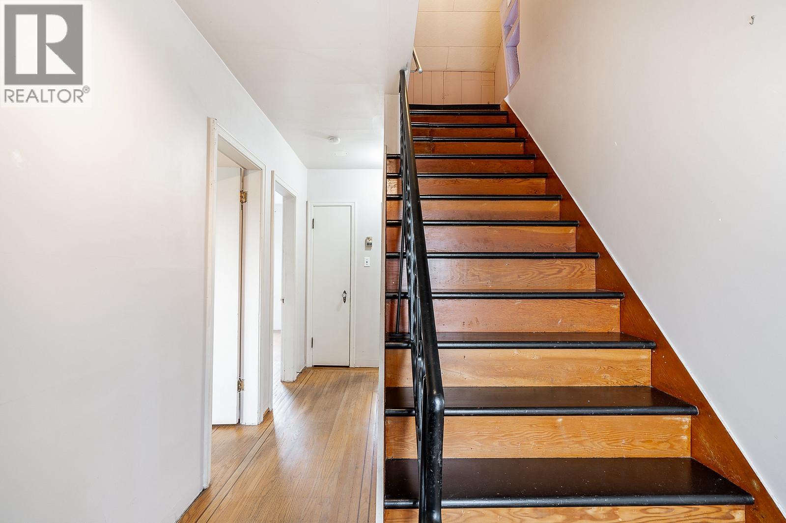319 Churchill Avenue, New Westminster, British Columbia  V3L 4P4 - Photo 13 - R3057195