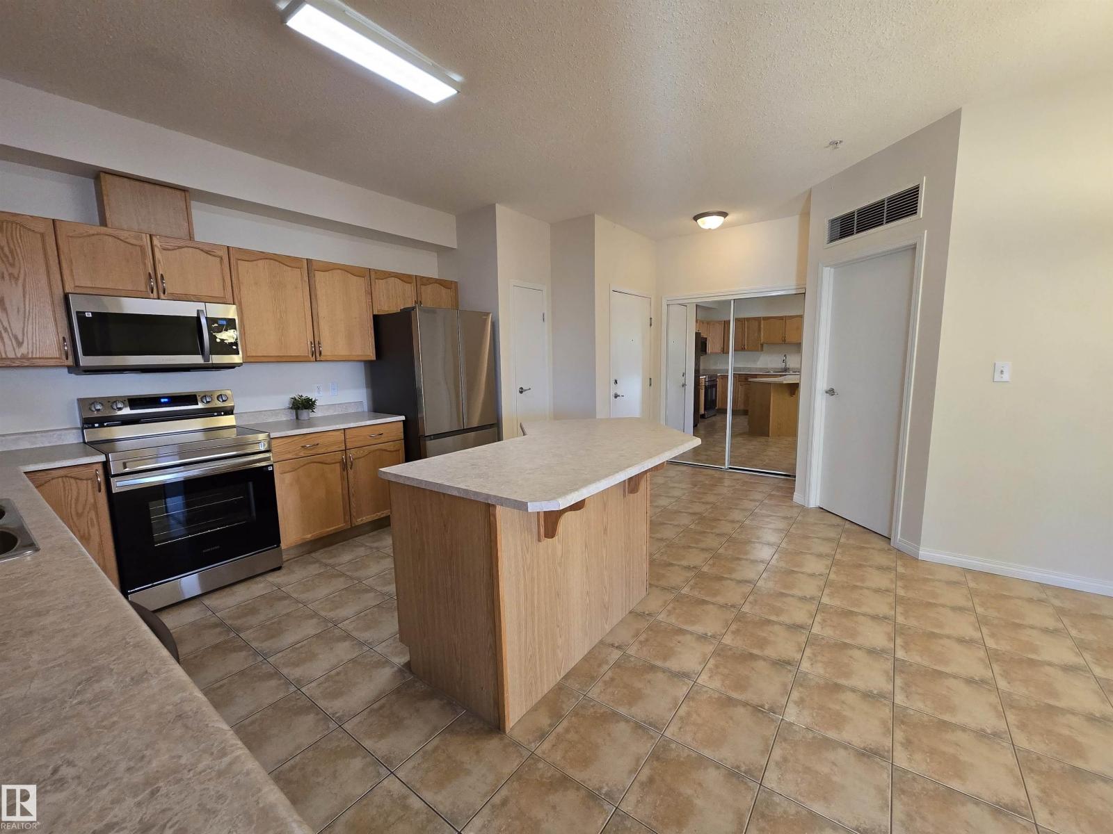 #322 4304 139 Av Nw, Edmonton, Alberta  T5Y 0H6 - Photo 10 - E4461541