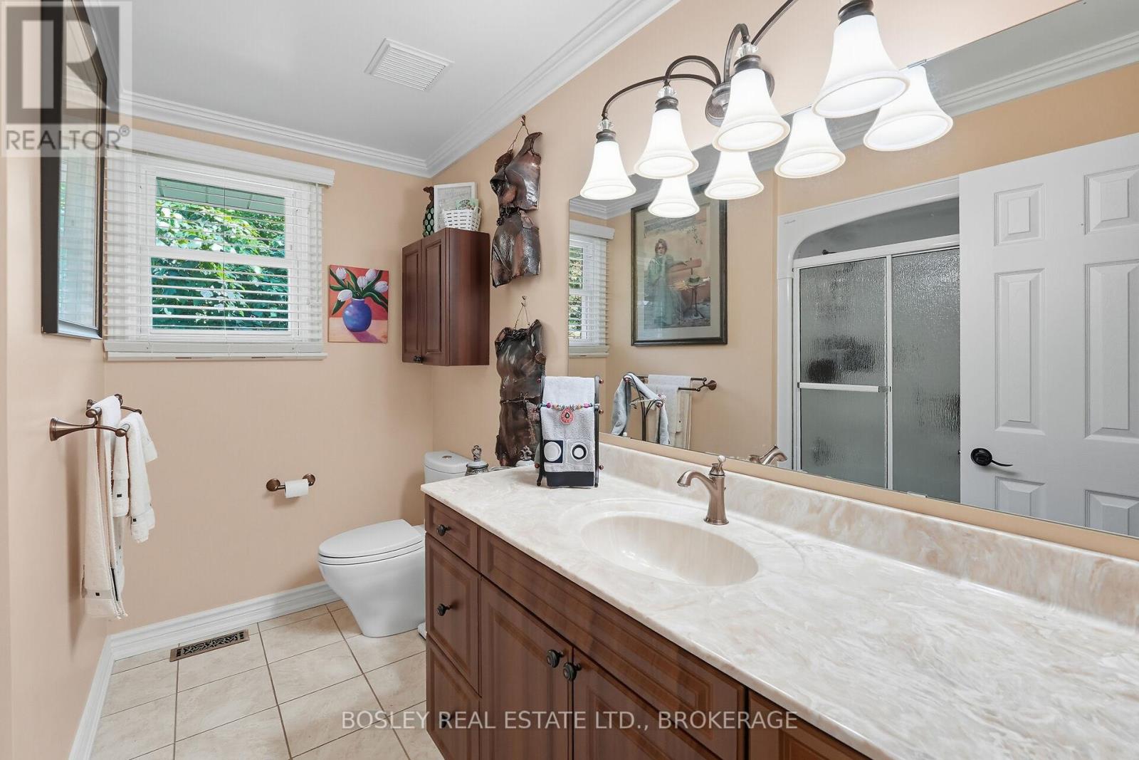10 Northgate Circle, Niagara-On-The-Lake, Ontario  L0S 1J0 - Photo 13 - X12451372
