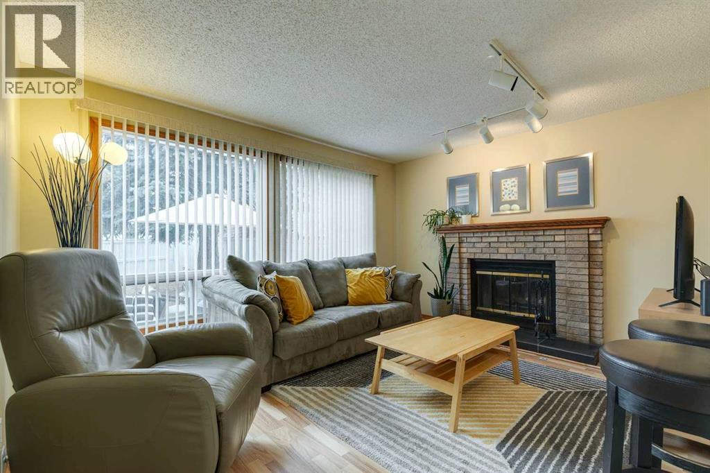 152 Sandstone Road Nw, Calgary, Alberta  T3K 2X9 - Photo 13 - A2261251