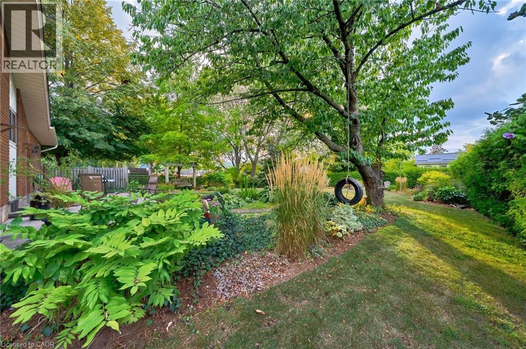 12 Geddes Street, Grimsby, Ontario  L3M 1J4 - Photo 28 - 40777934