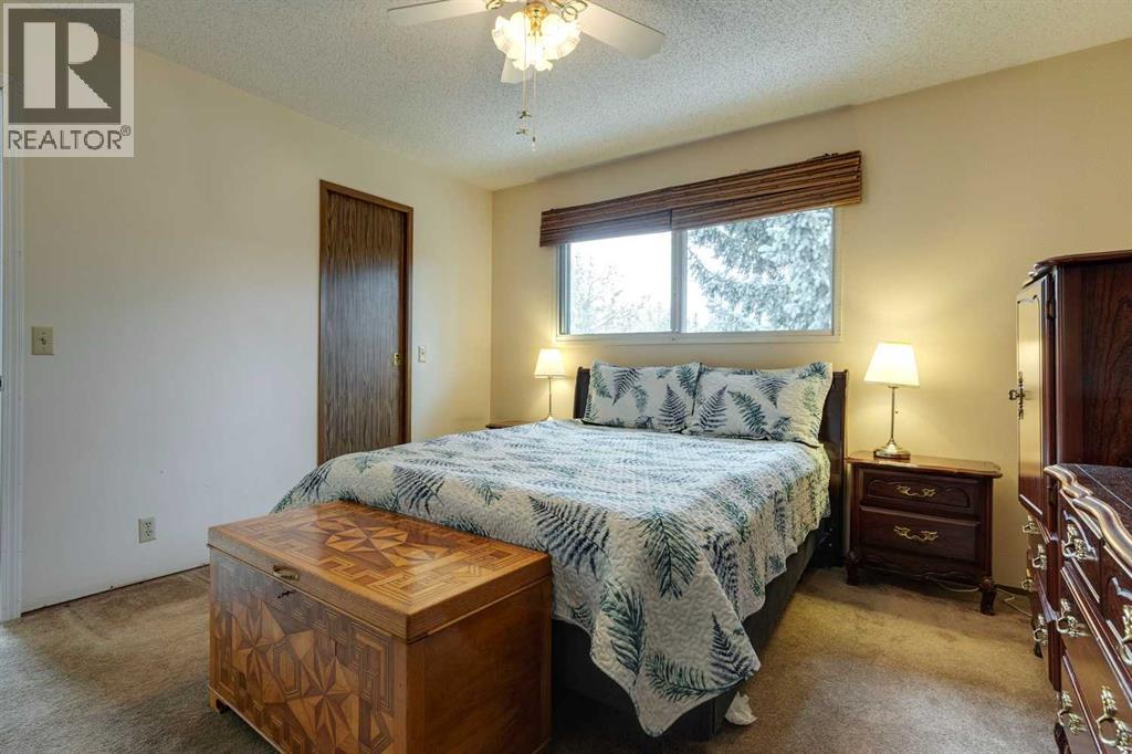 152 Sandstone Road Nw, Calgary, Alberta  T3K 2X9 - Photo 21 - A2261251
