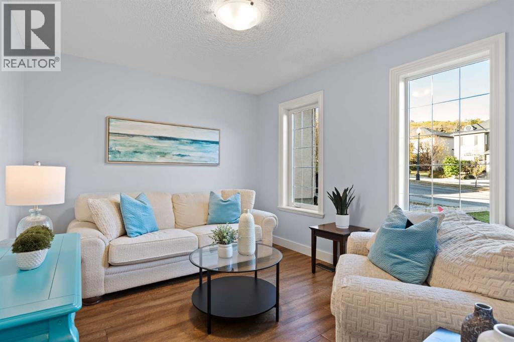 366 Patterson Boulevard Sw, Calgary, Alberta  T3H 3N6 - Photo 5 - A2263066