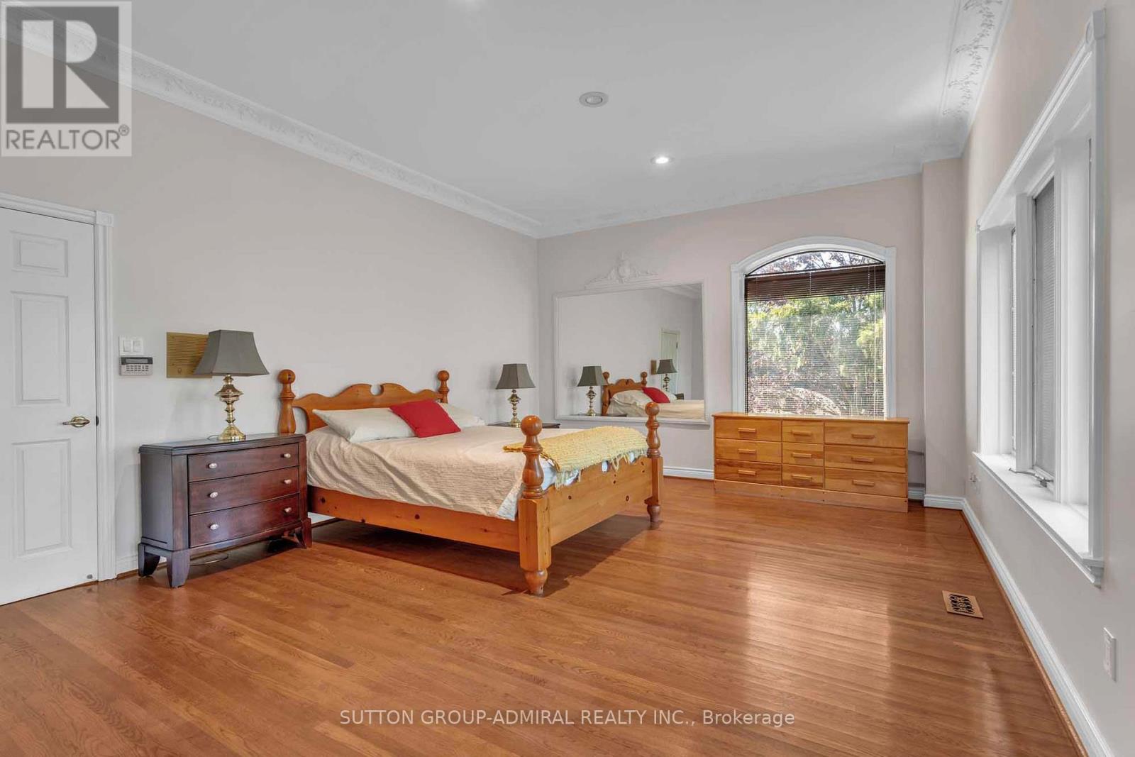 116 Goulding Avenue, Toronto, Ontario  M2M 1L4 - Photo 16 - C12455211