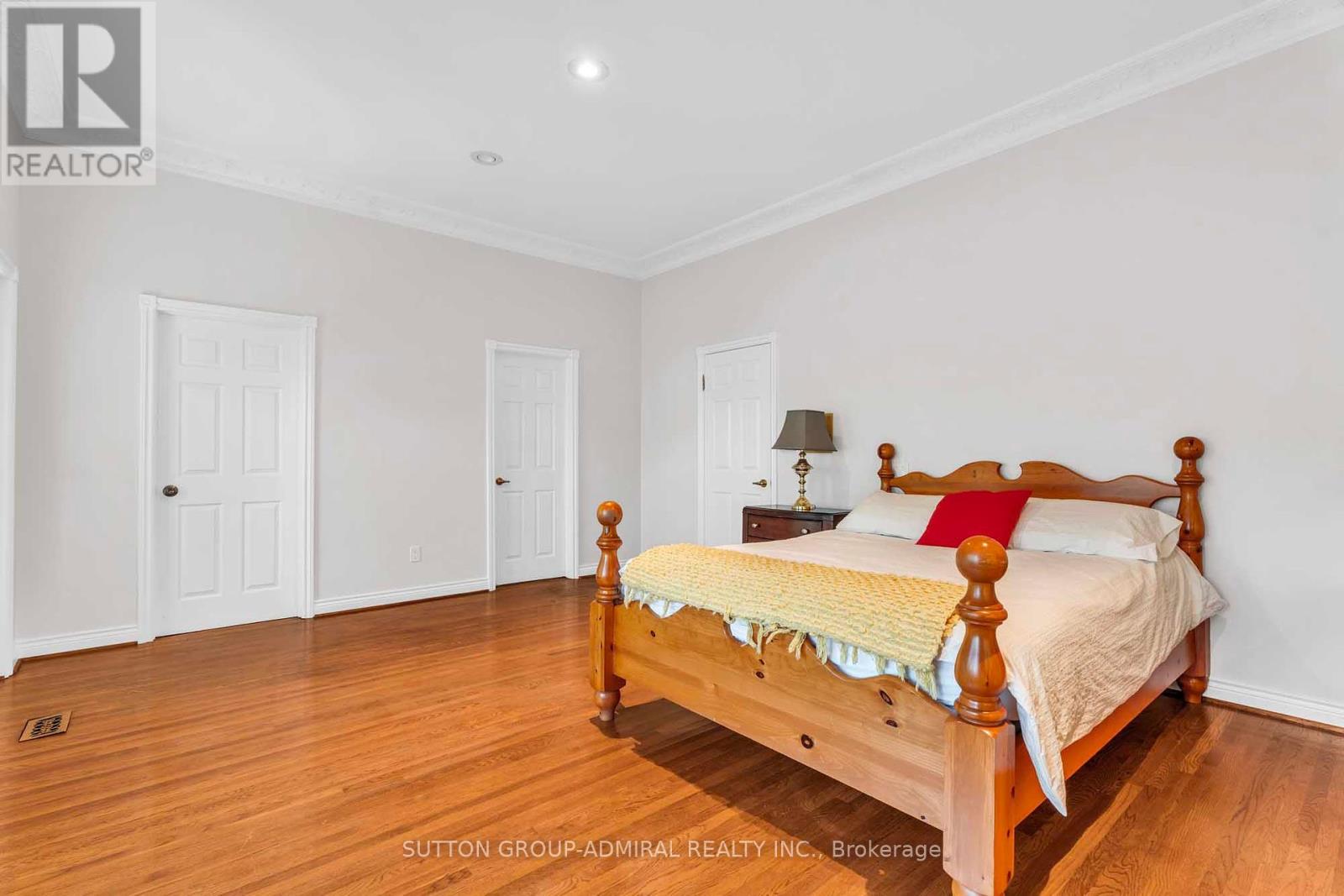 116 Goulding Avenue, Toronto, Ontario  M2M 1L4 - Photo 17 - C12455211