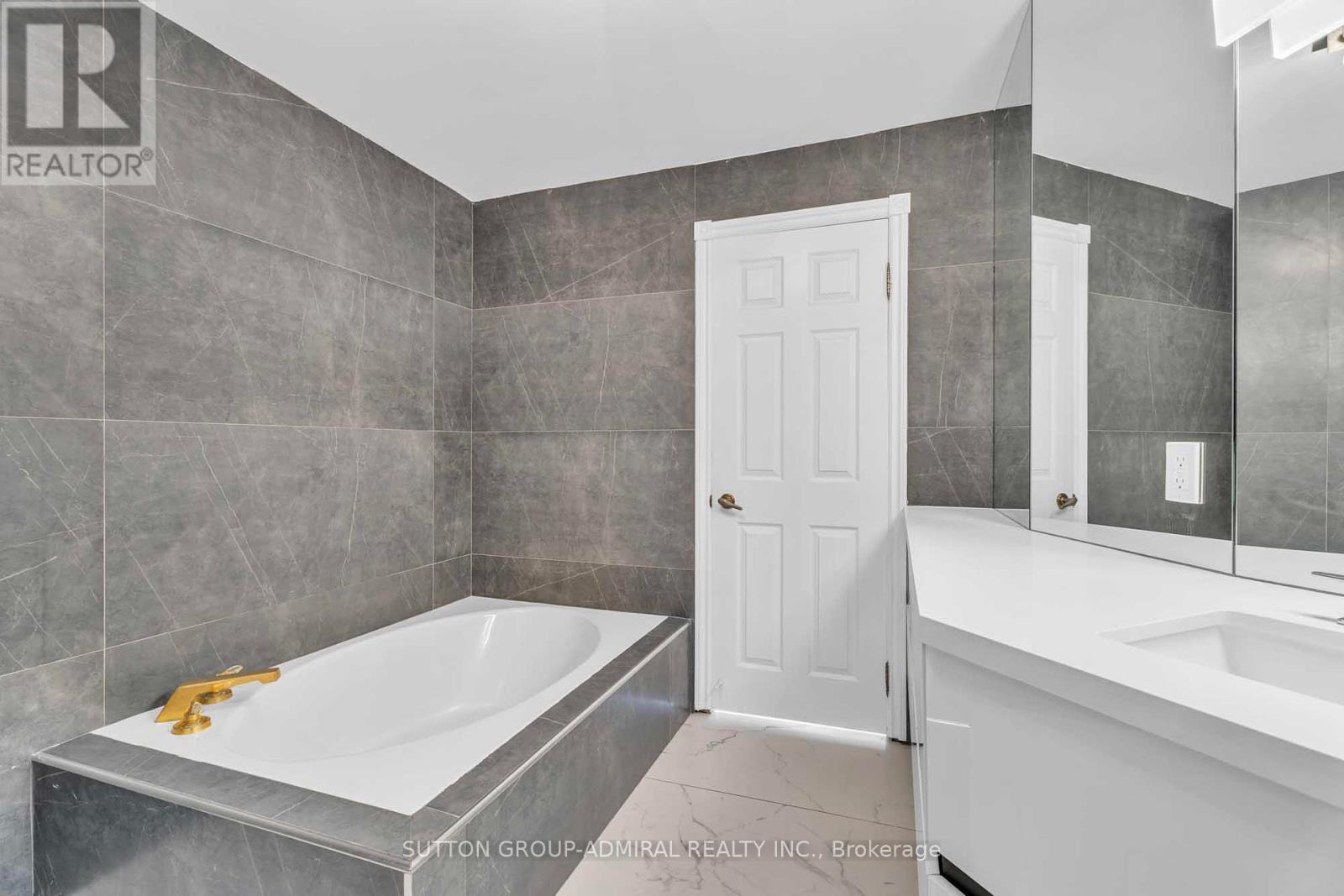 116 Goulding Avenue, Toronto, Ontario  M2M 1L4 - Photo 27 - C12455211