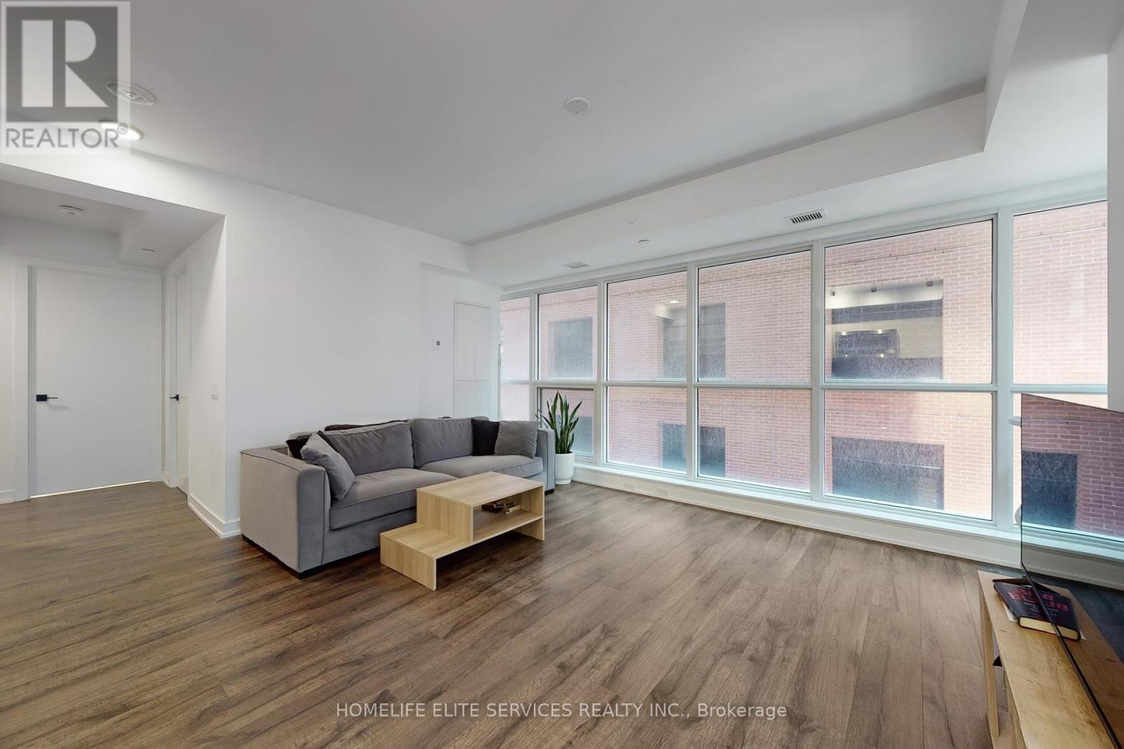 703 - 327 King Street W, Toronto, Ontario  M5V 0W7 - Photo 12 - C12455215