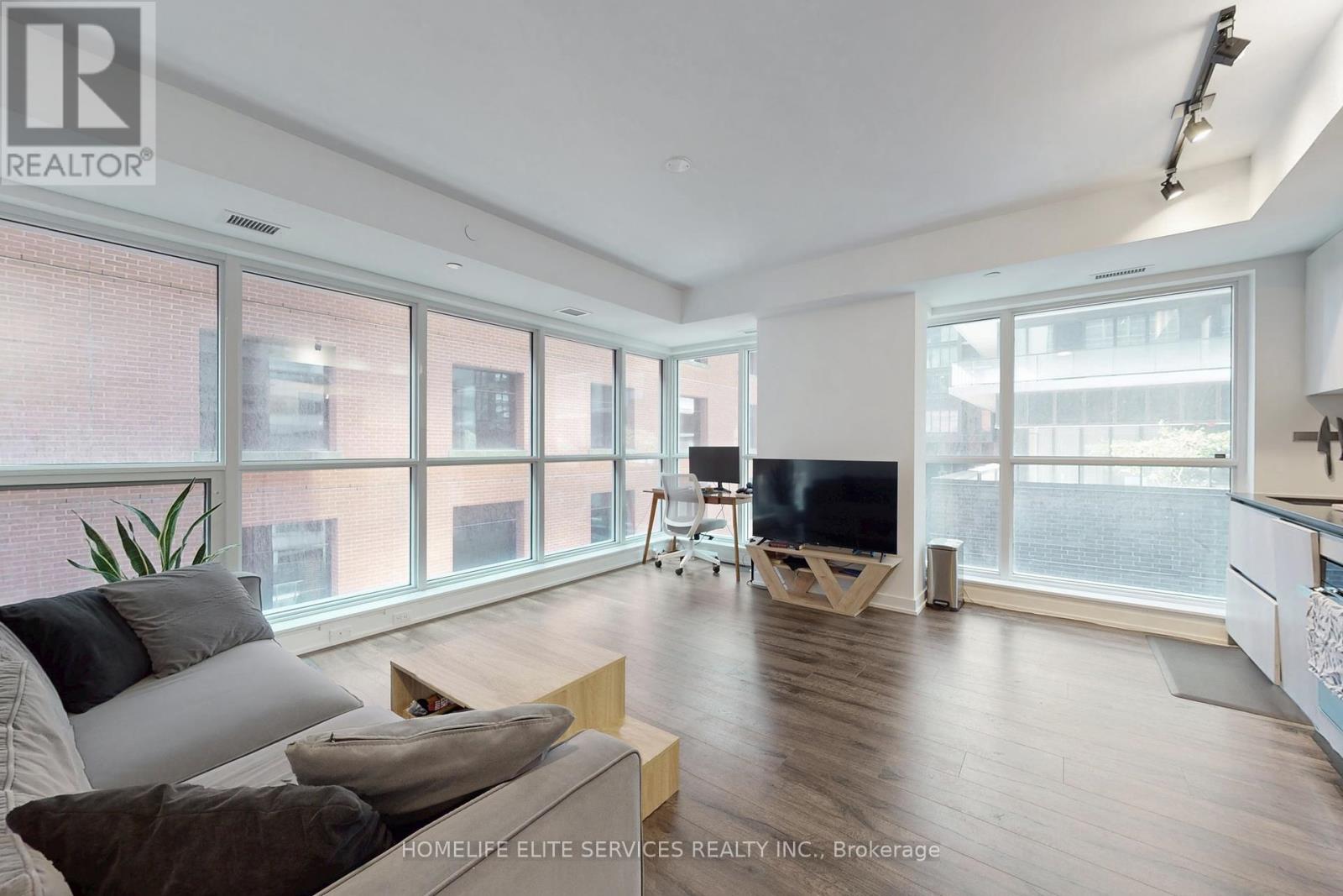 703 - 327 King Street W, Toronto, Ontario  M5V 0W7 - Photo 14 - C12455215