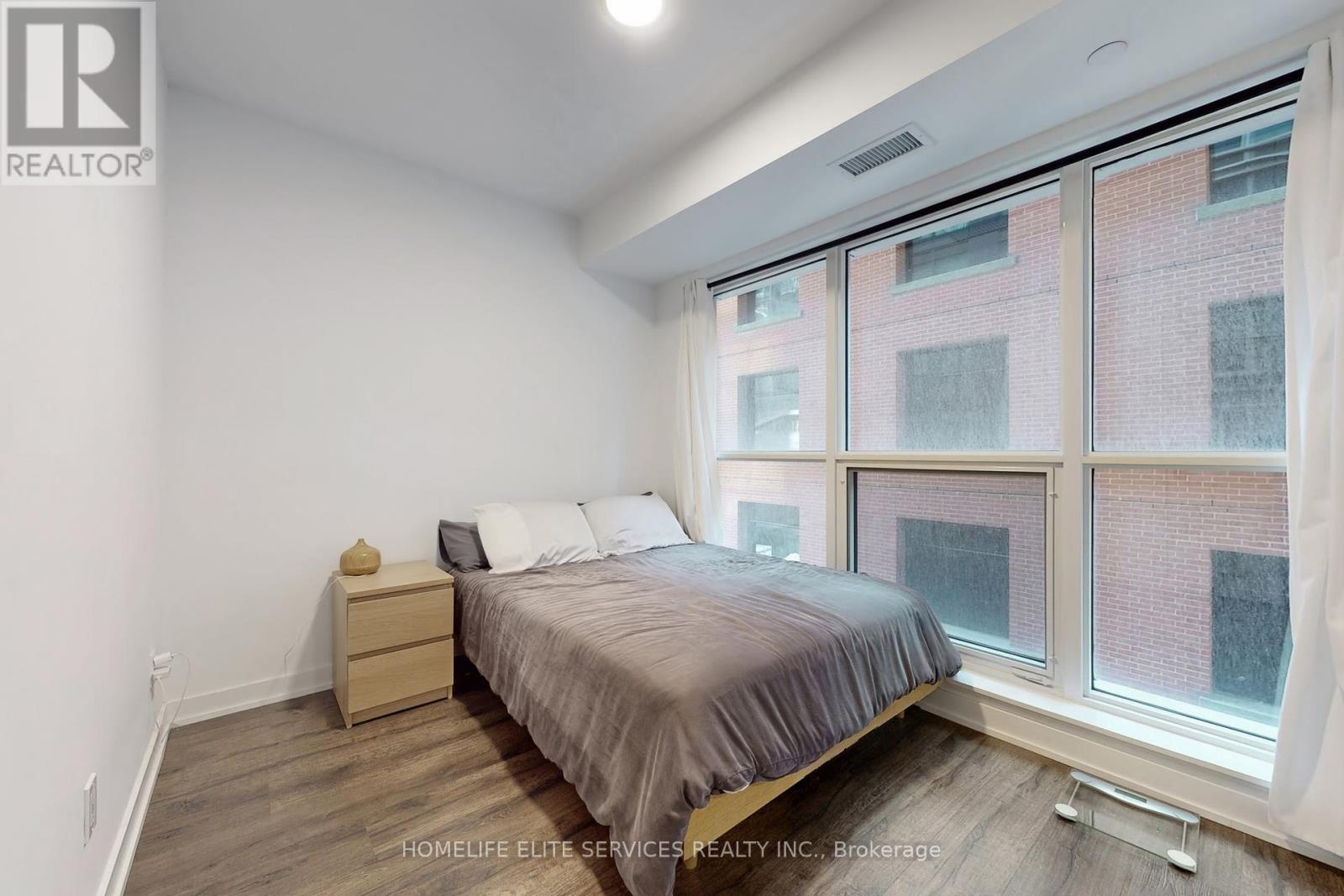 703 - 327 King Street W, Toronto, Ontario  M5V 0W7 - Photo 22 - C12455215