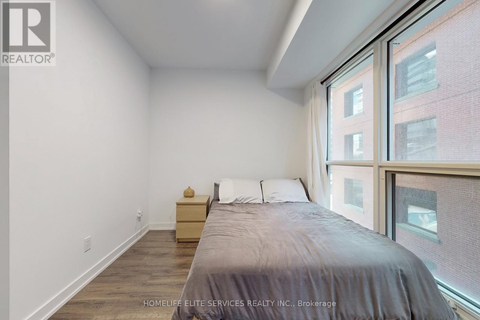 703 - 327 King Street W, Toronto, Ontario  M5V 0W7 - Photo 23 - C12455215