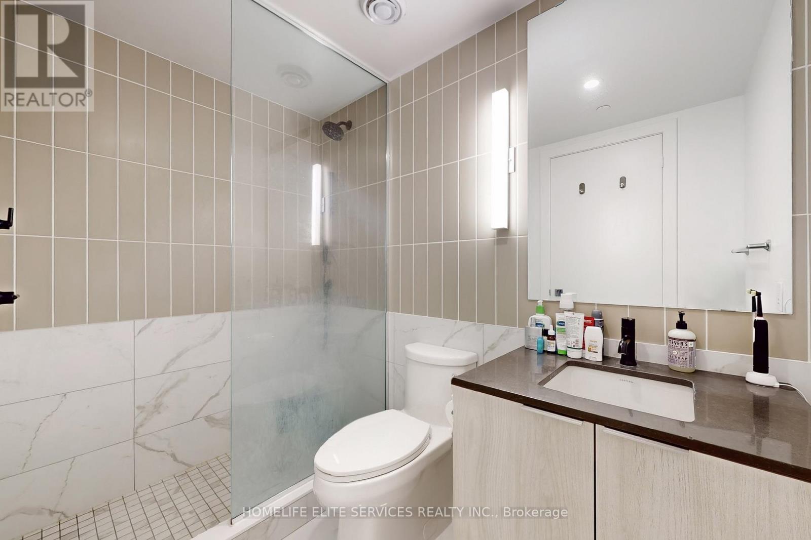 703 - 327 King Street W, Toronto, Ontario  M5V 0W7 - Photo 27 - C12455215