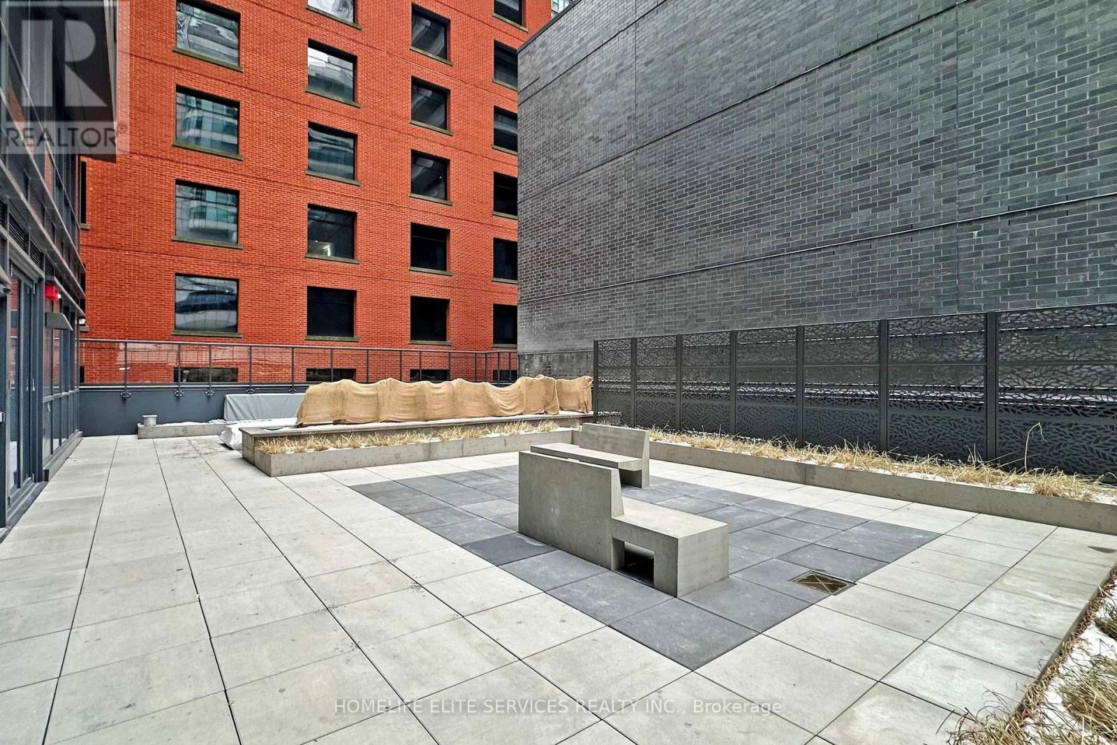 703 - 327 King Street W, Toronto, Ontario  M5V 0W7 - Photo 48 - C12455215