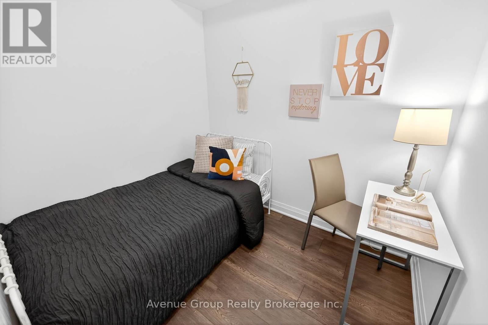 202 - 700 Sheppard Avenue W, Toronto, Ontario  M3H 0G5 - Photo 15 - C12455224