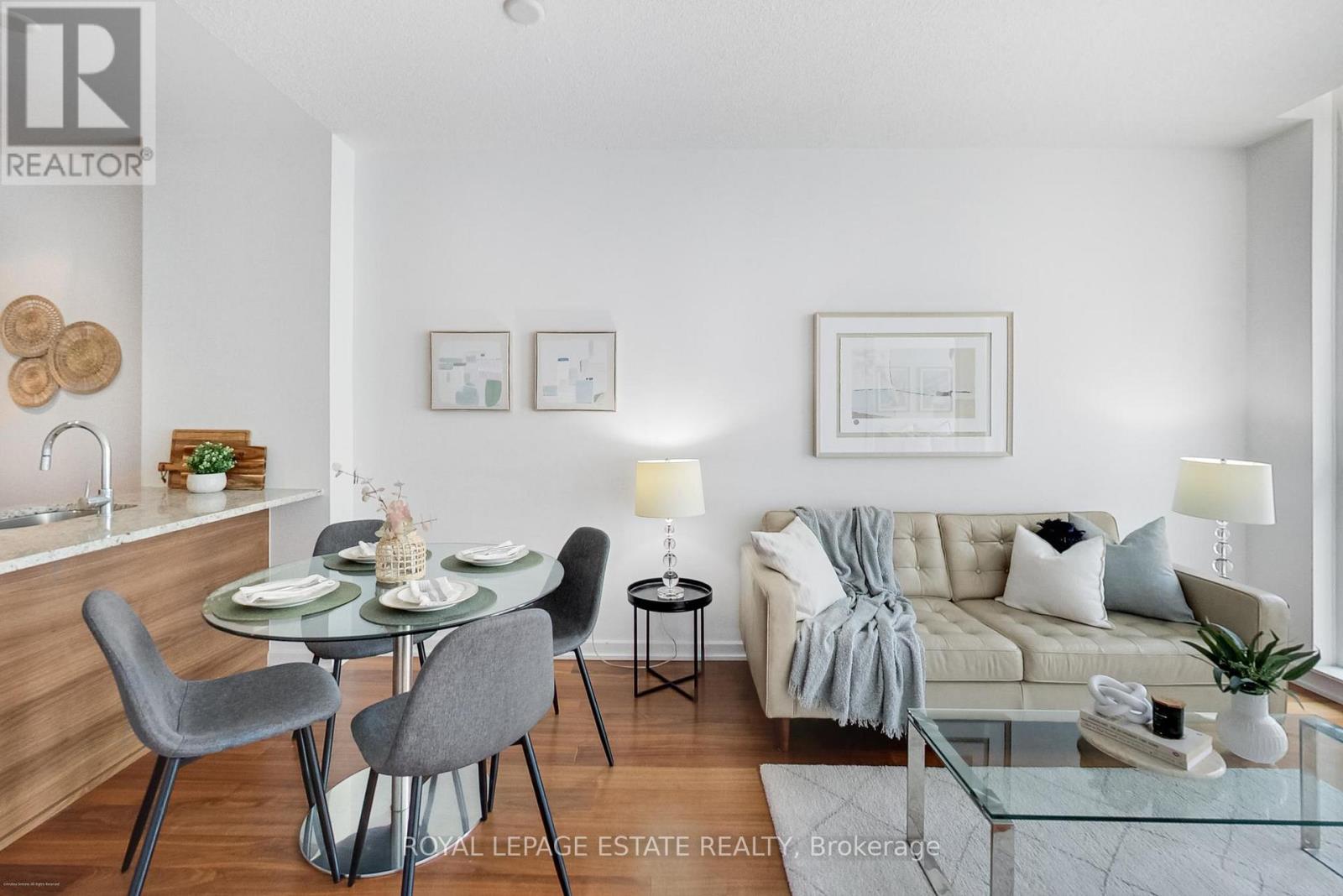 501 - 70 Forest Manor Road, Toronto (Henry Farm), Ontario  M2J 0A9 - Photo 1 - C12455225