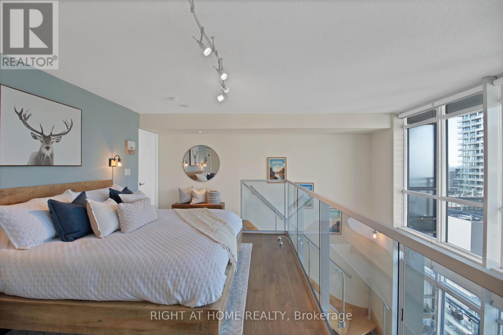 3205 - 15 Fort York Boulevard, Toronto (Waterfront Communities), Ontario  M5V 3Y4 - Photo 17 - C12455237