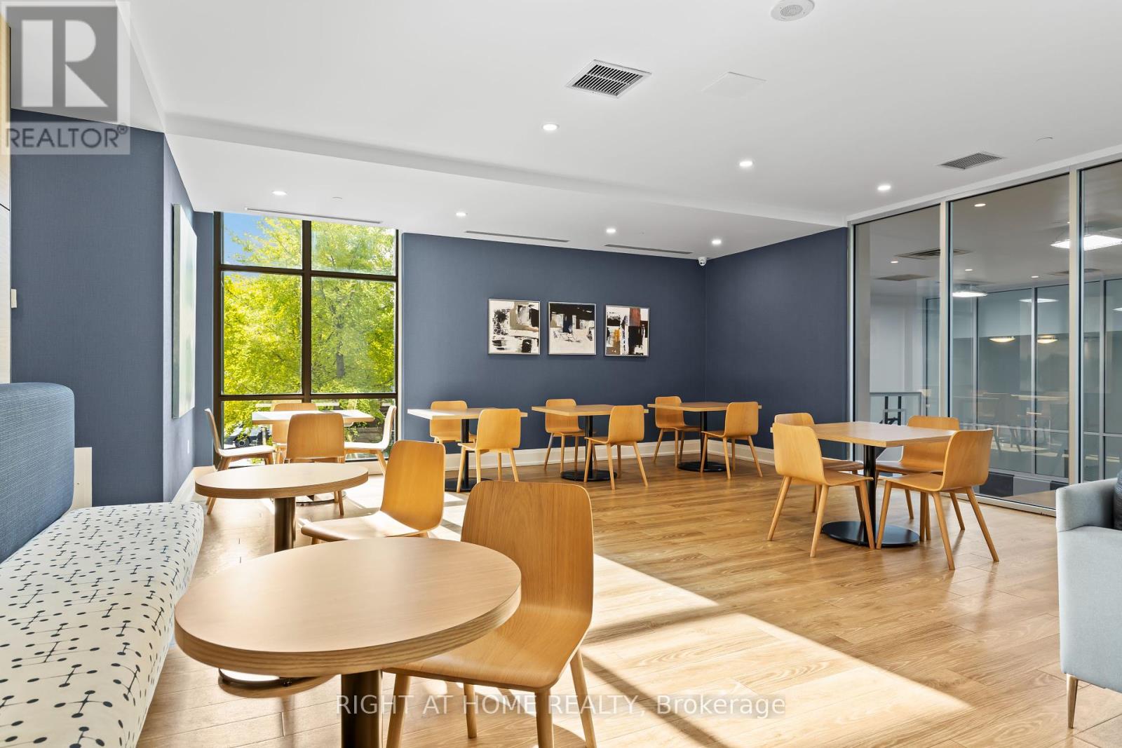 3205 - 15 Fort York Boulevard, Toronto (Waterfront Communities), Ontario  M5V 3Y4 - Photo 33 - C12455237