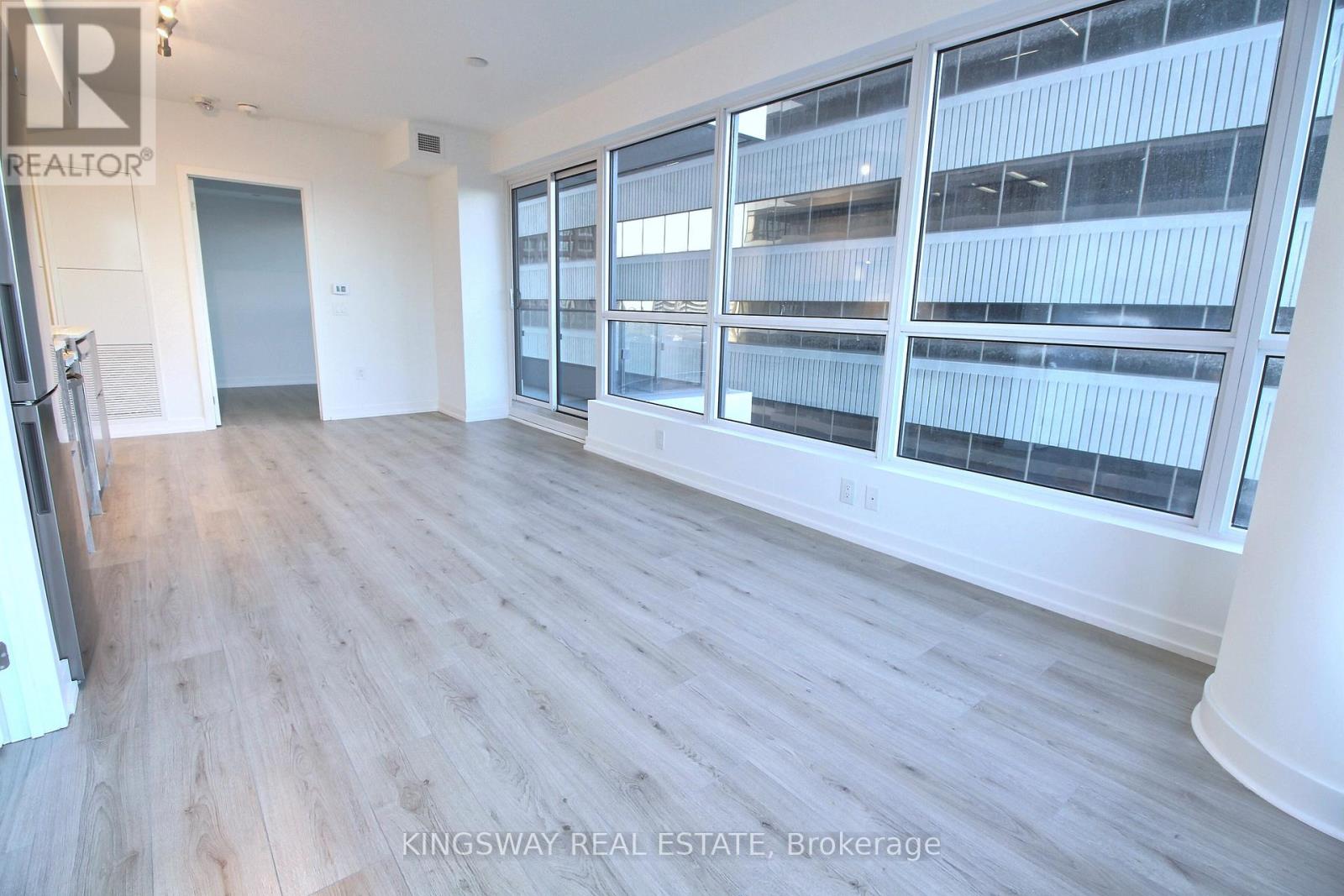 1605 - 395 Bloor Street E, Toronto, Ontario  M4W 0B4 - Photo 6 - C12455250
