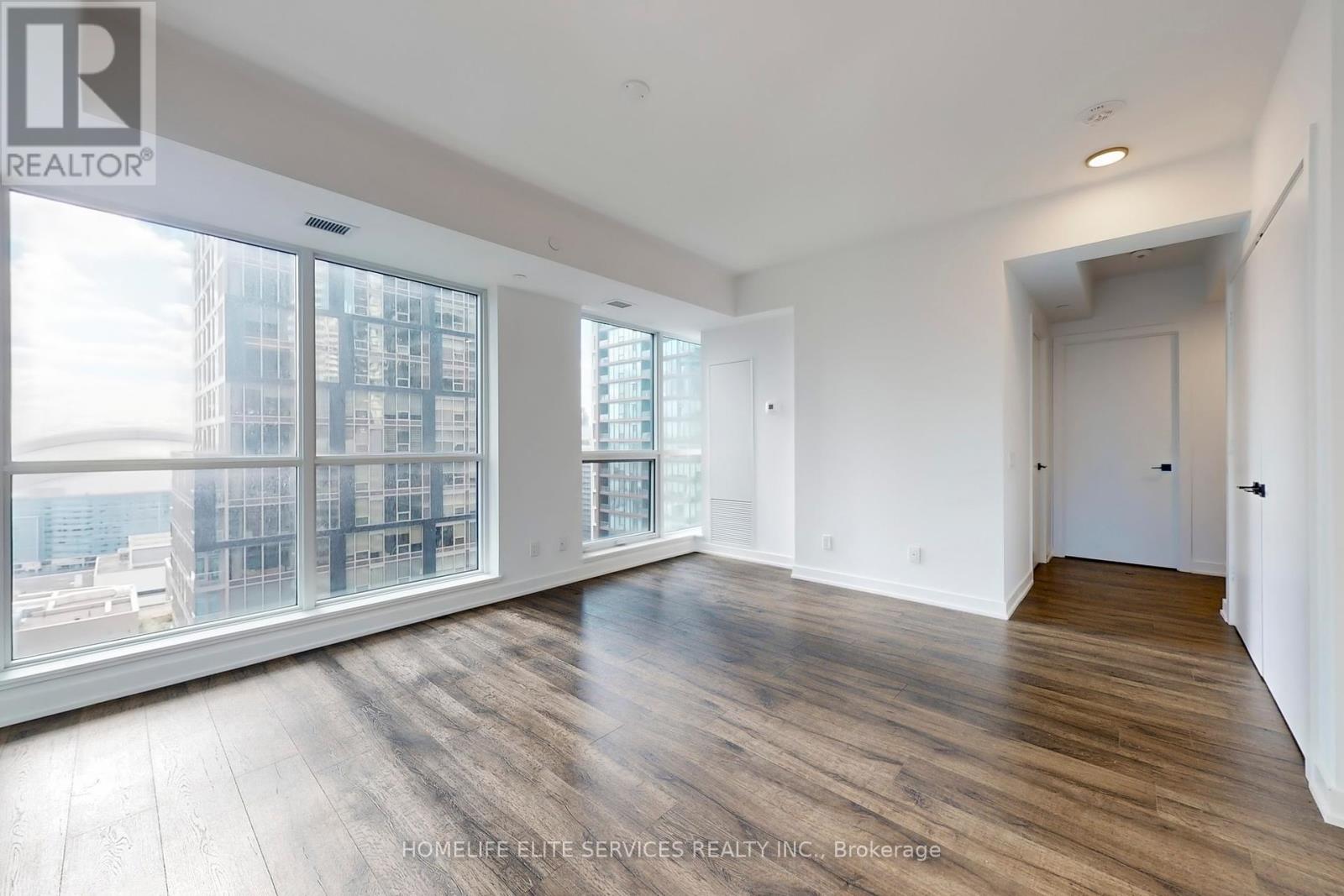 2302 - 327 King Street W, Toronto, Ontario  M5V 0W7 - Photo 13 - C12455264