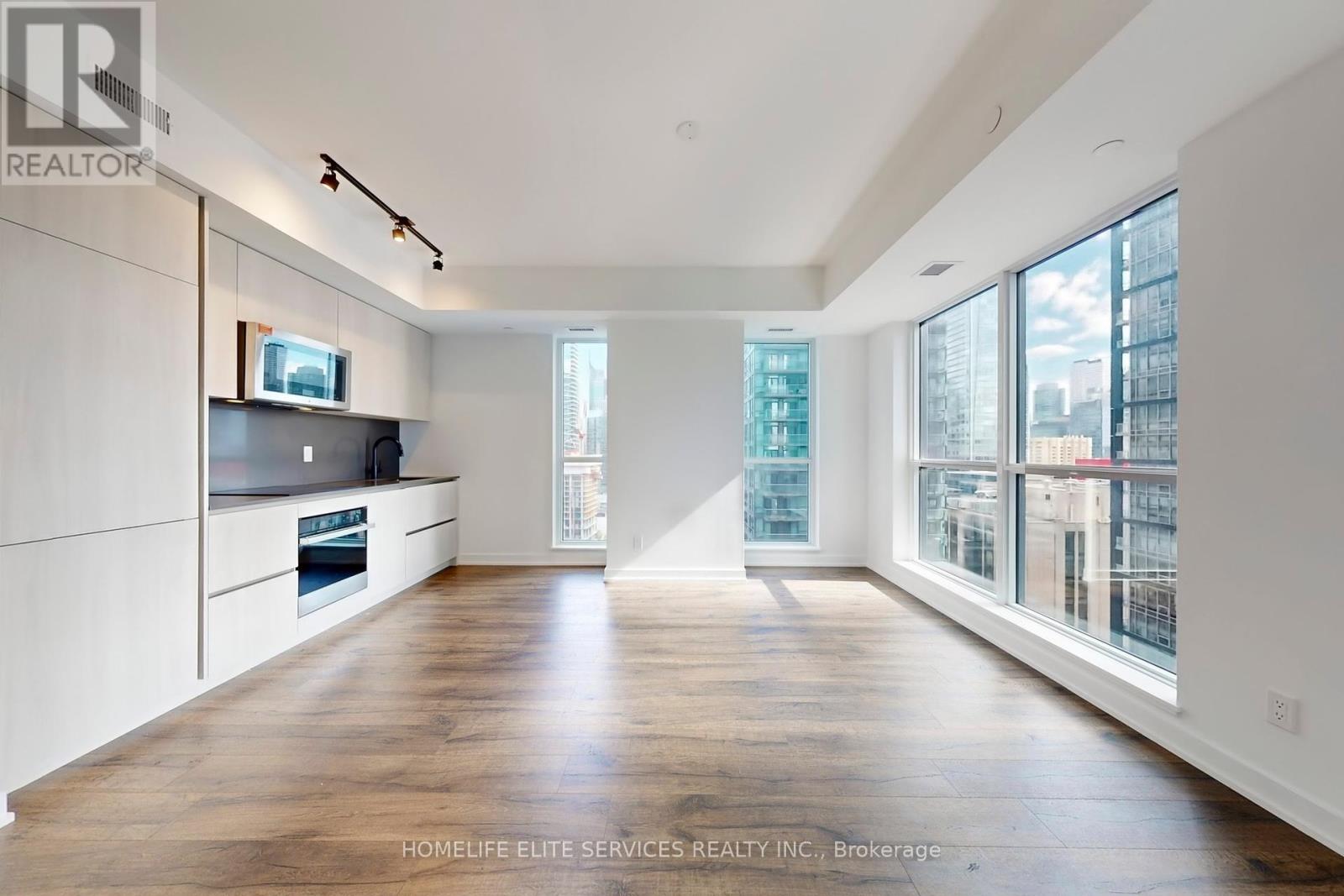 2302 - 327 King Street W, Toronto, Ontario  M5V 0W7 - Photo 18 - C12455264