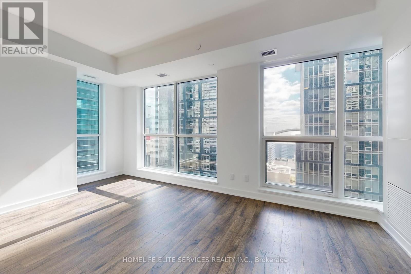 2302 - 327 King Street W, Toronto, Ontario  M5V 0W7 - Photo 20 - C12455264