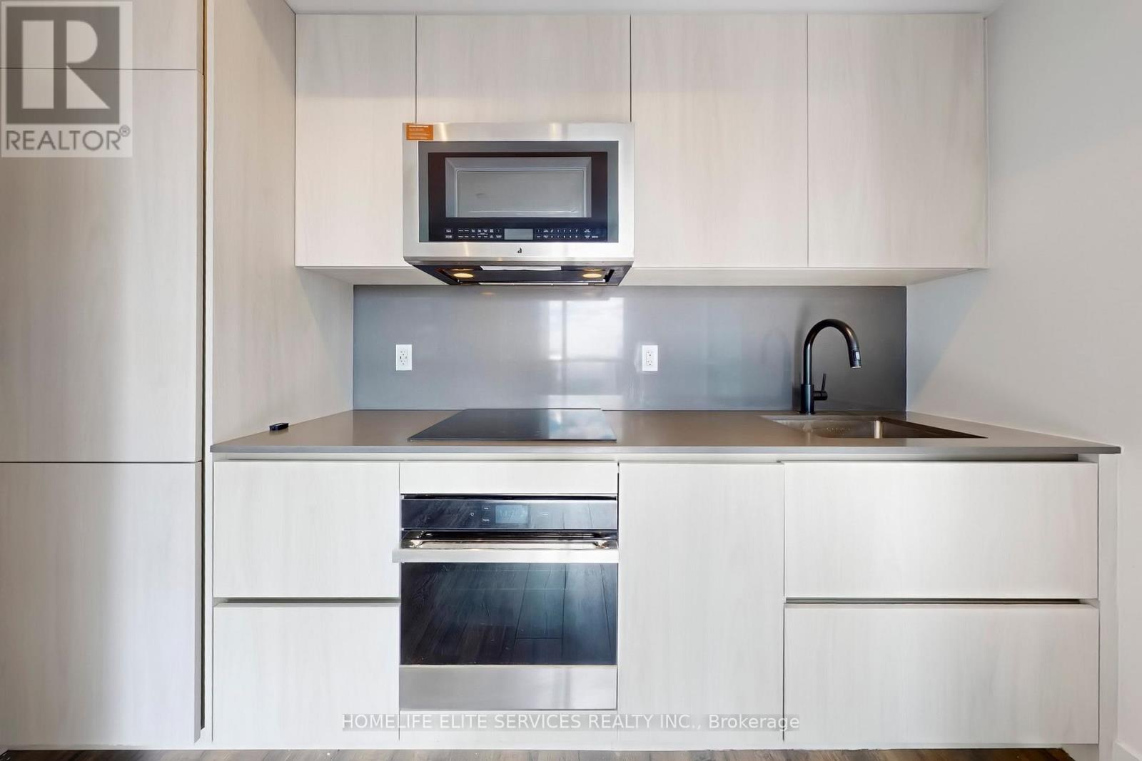 2302 - 327 King Street W, Toronto, Ontario  M5V 0W7 - Photo 27 - C12455264