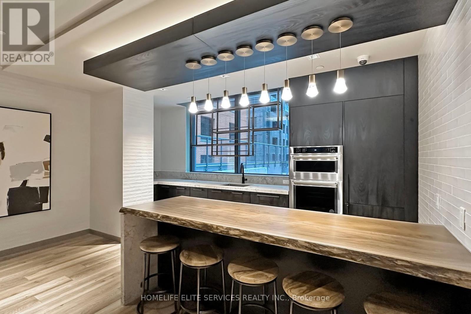 2302 - 327 King Street W, Toronto, Ontario  M5V 0W7 - Photo 41 - C12455264