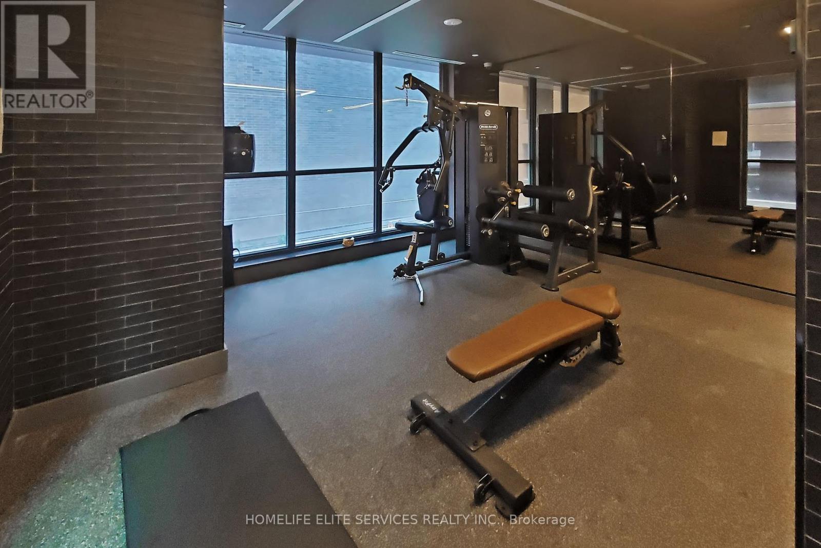 2302 - 327 King Street W, Toronto, Ontario  M5V 0W7 - Photo 44 - C12455264