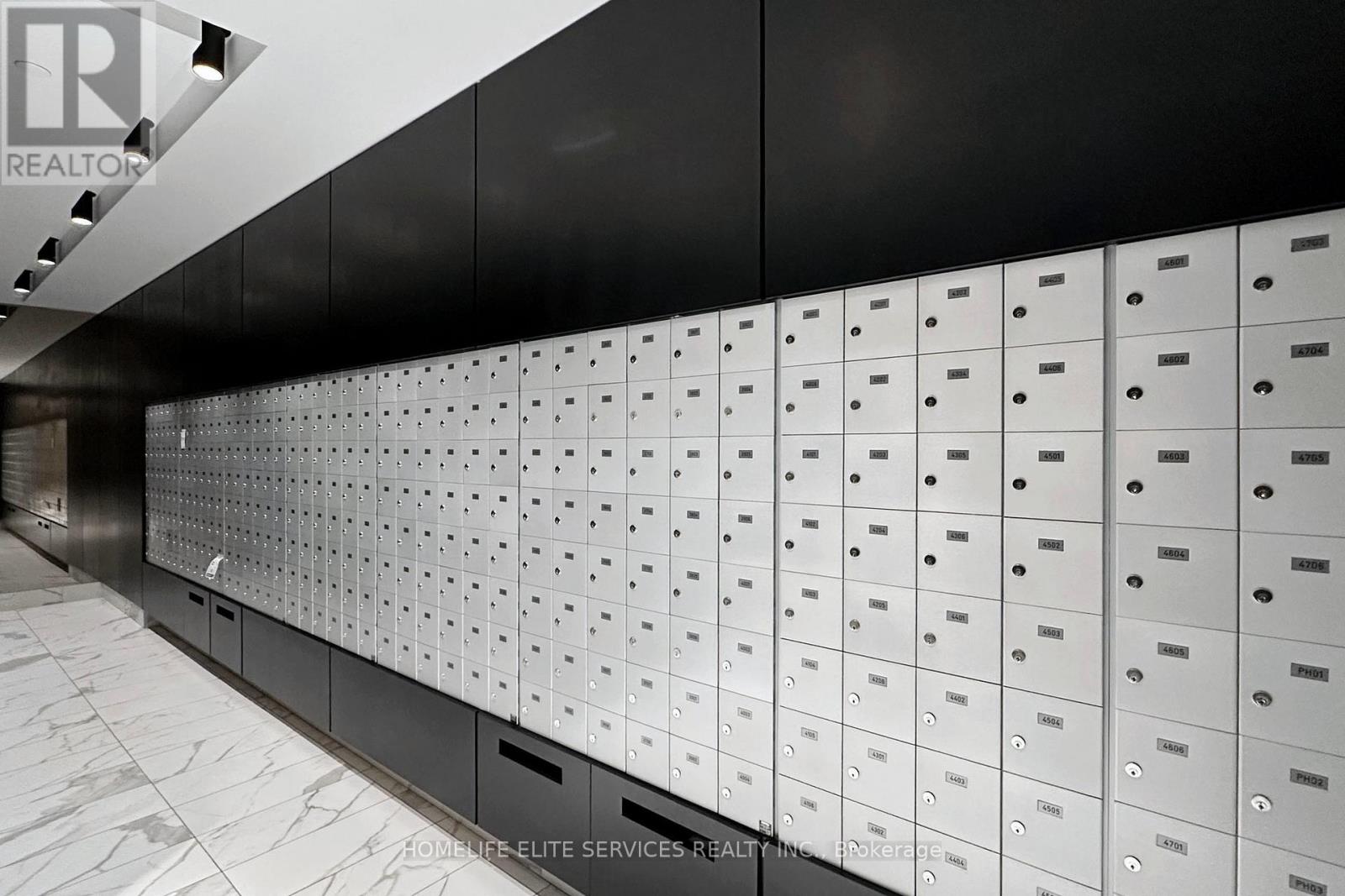 2302 - 327 King Street W, Toronto, Ontario  M5V 0W7 - Photo 49 - C12455264