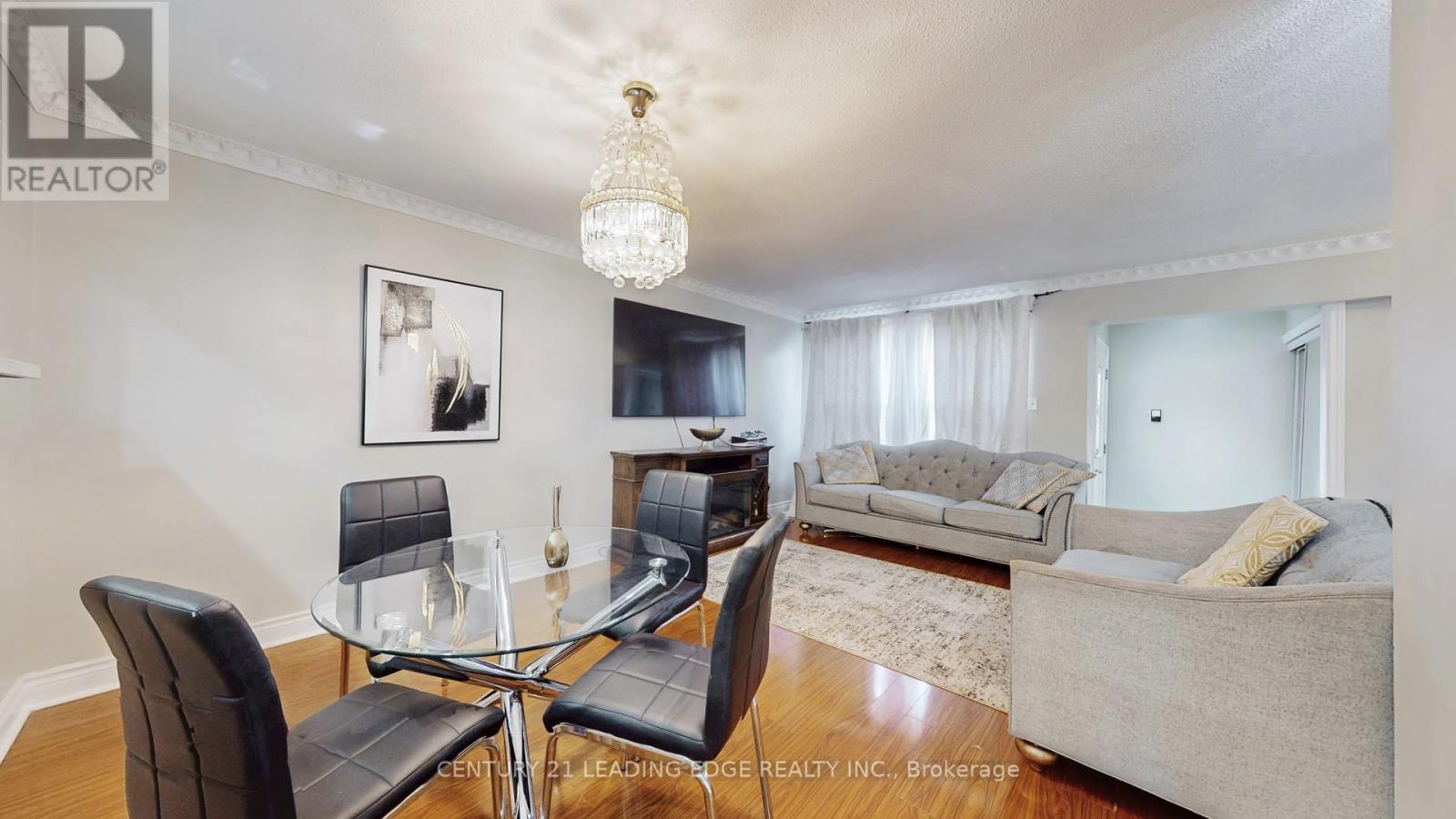101 Red River Crescent, Toronto (Rouge), Ontario  M1B 1Z5 - Photo 4 - E12455217