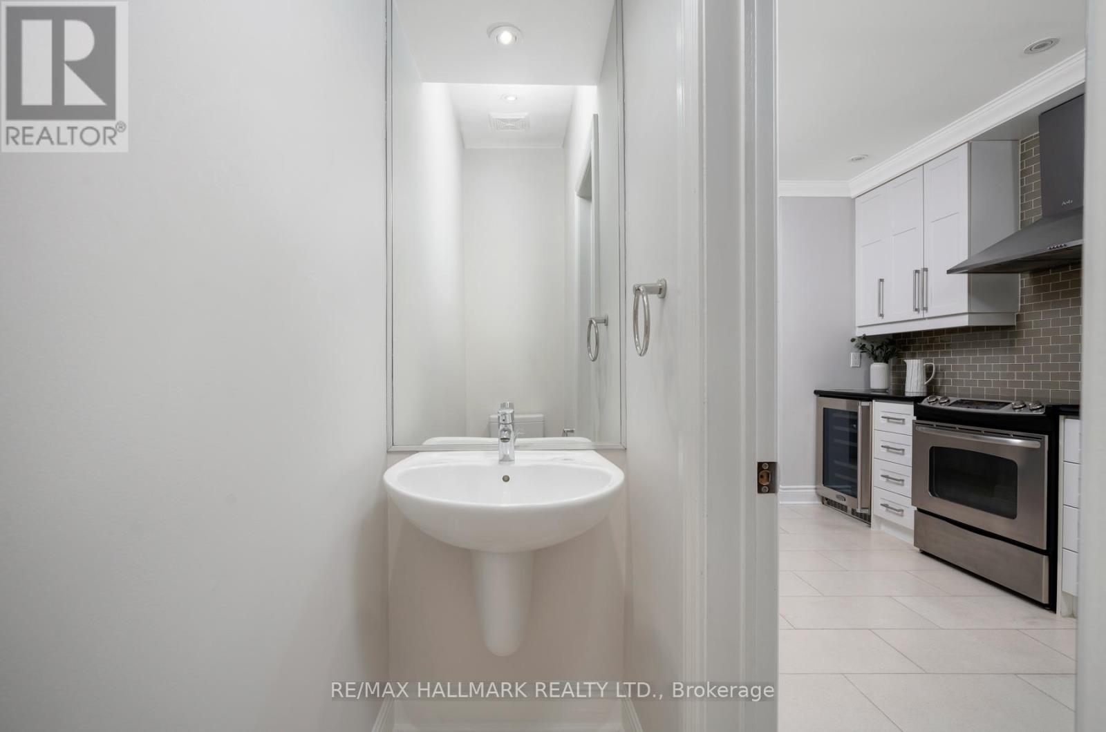 53 Ferrier Avenue, Toronto, Ontario  M4K 3H5 - Photo 17 - E12455219