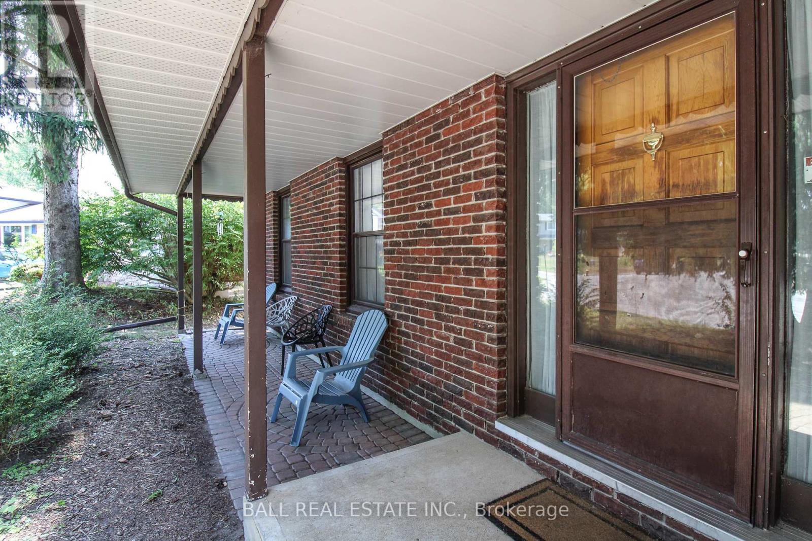 1305 Bridle Drive, Peterborough, Ontario  K9J 7J7 - Photo 5 - X12268255
