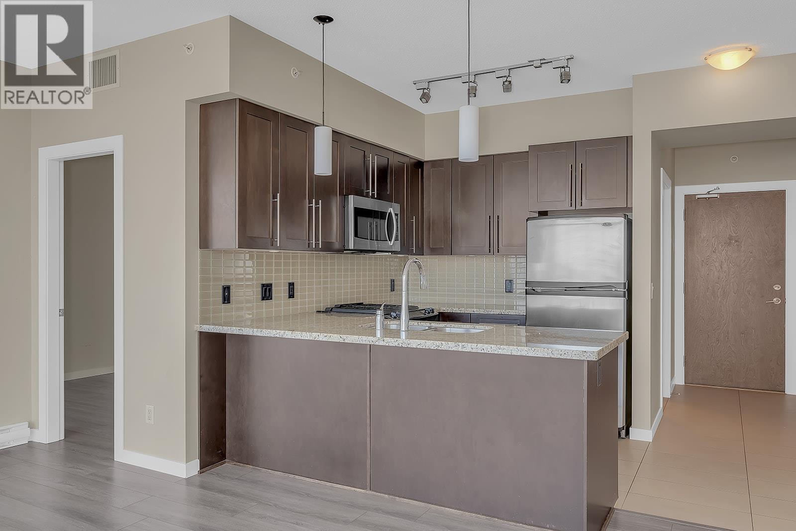 1075 Sunset Drive Unit# 2407, Kelowna, British Columbia  V1Y 9Y9 - Photo 29 - 10365403