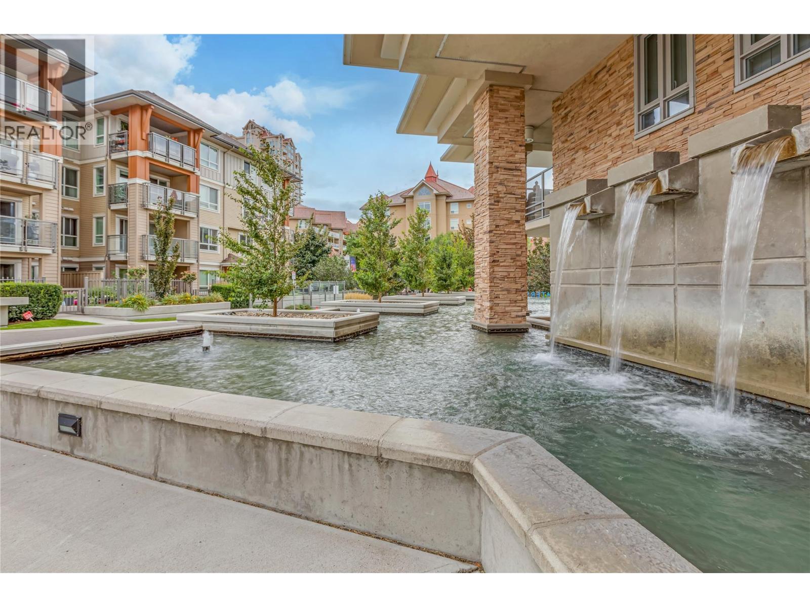 1075 Sunset Drive Unit# 2407, Kelowna, British Columbia  V1Y 9Y9 - Photo 5 - 10365403