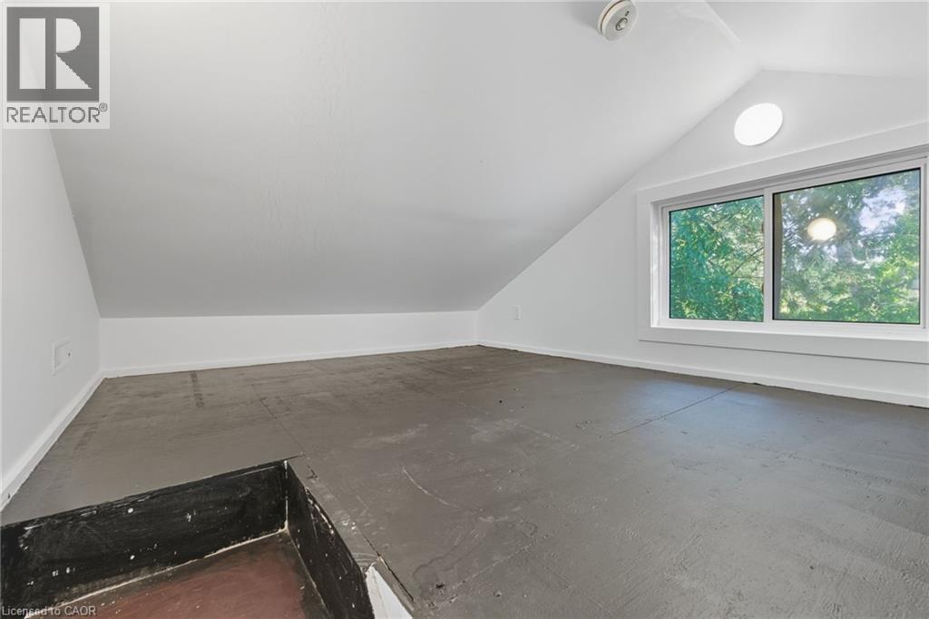 8 Tasker Street, St. Catharines, Ontario  L2R 3Z8 - Photo 20 - 40777068
