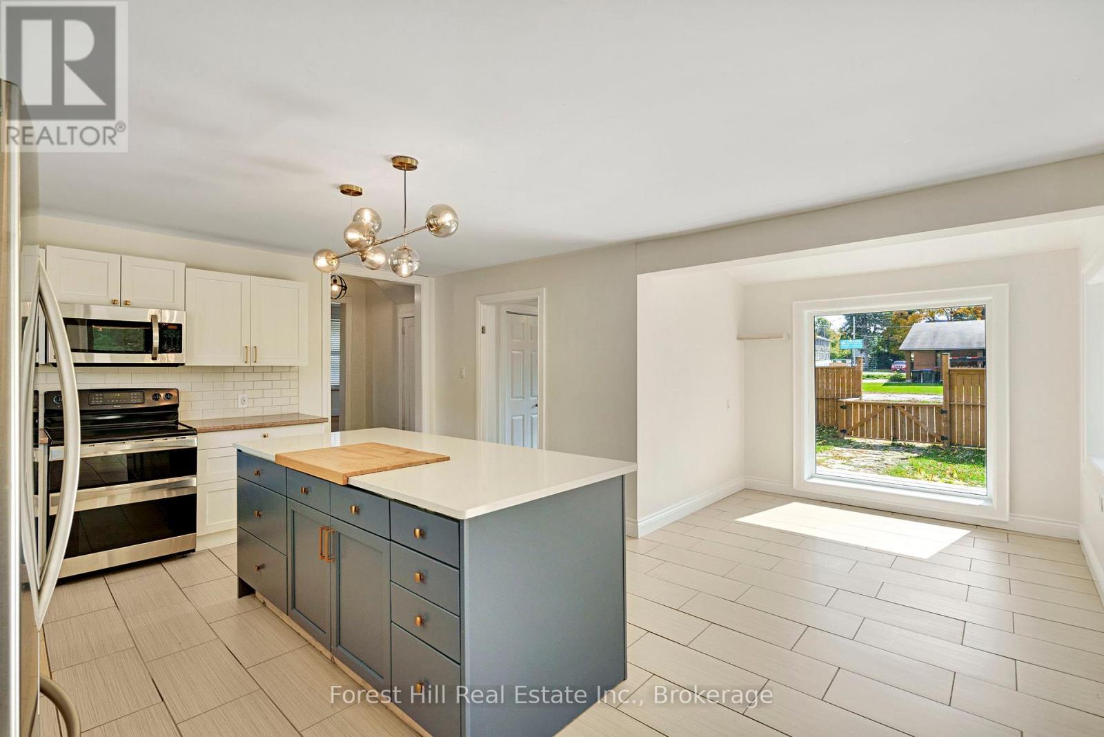 2824 County Road 124 Road, Clearview, Ontario  L0M 1H0 - Photo 17 - S12455279