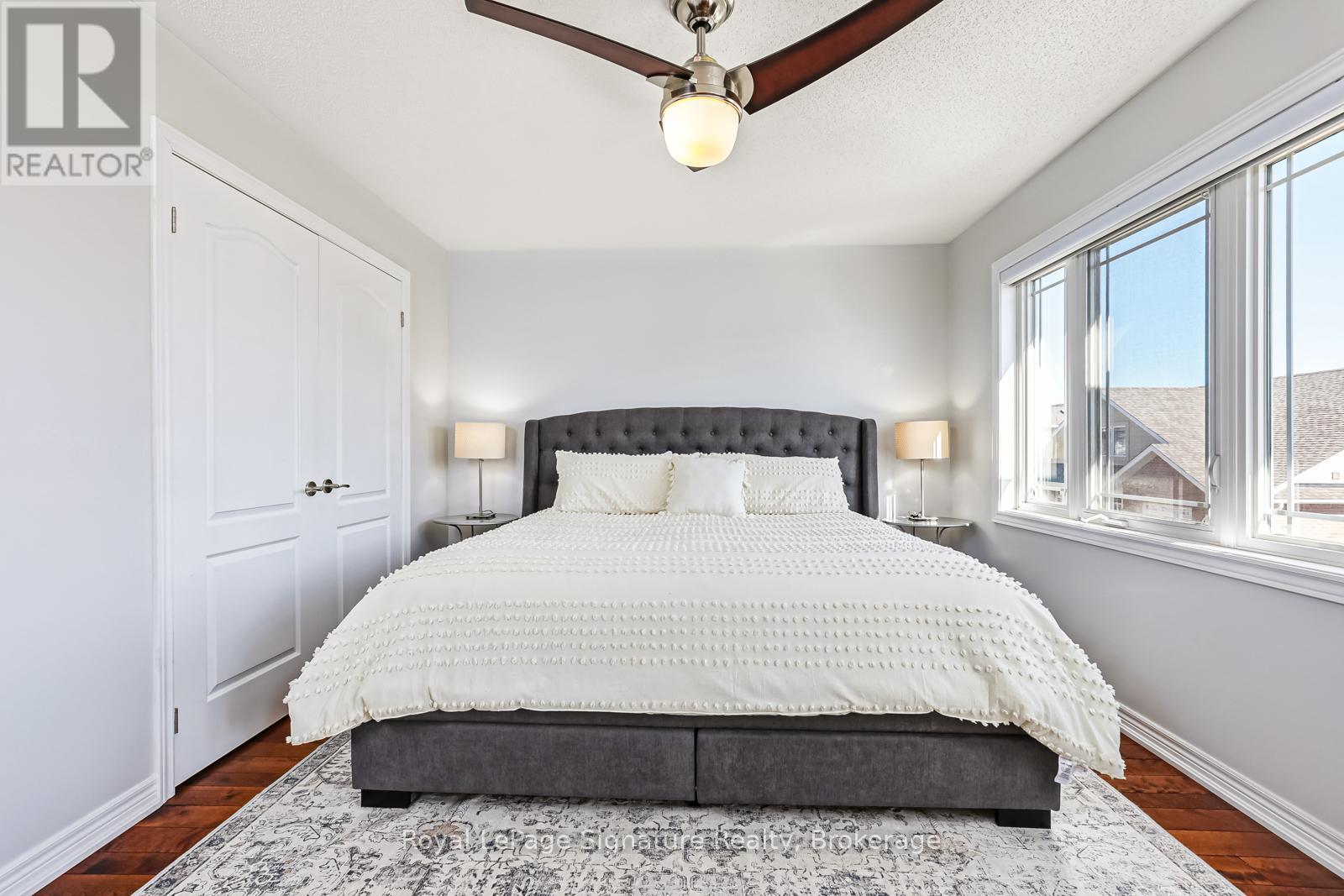 14 Montclair Mews, Collingwood, Ontario  L9Y 0J7 - Photo 22 - S12455290