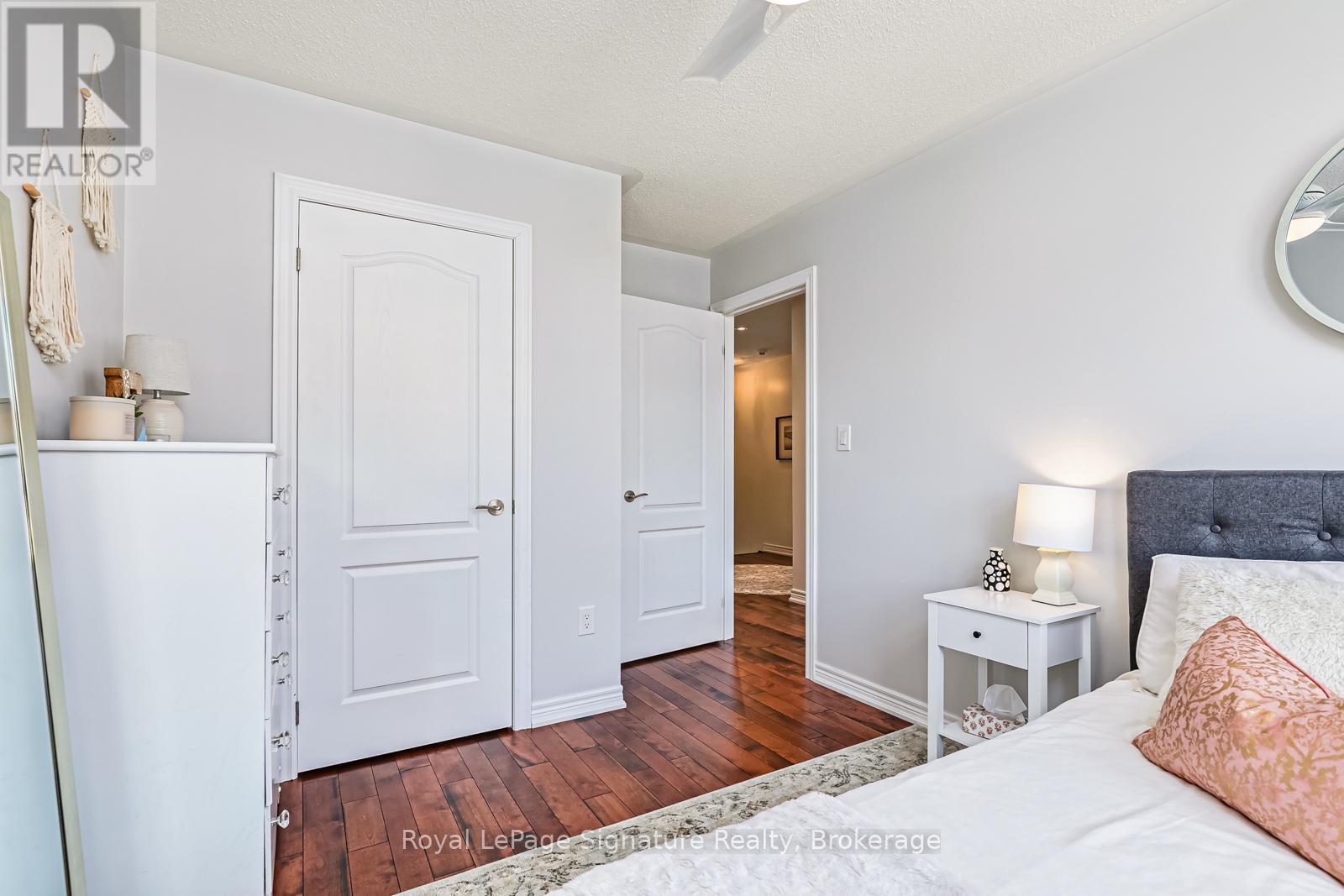 14 Montclair Mews, Collingwood, Ontario  L9Y 0J7 - Photo 26 - S12455290
