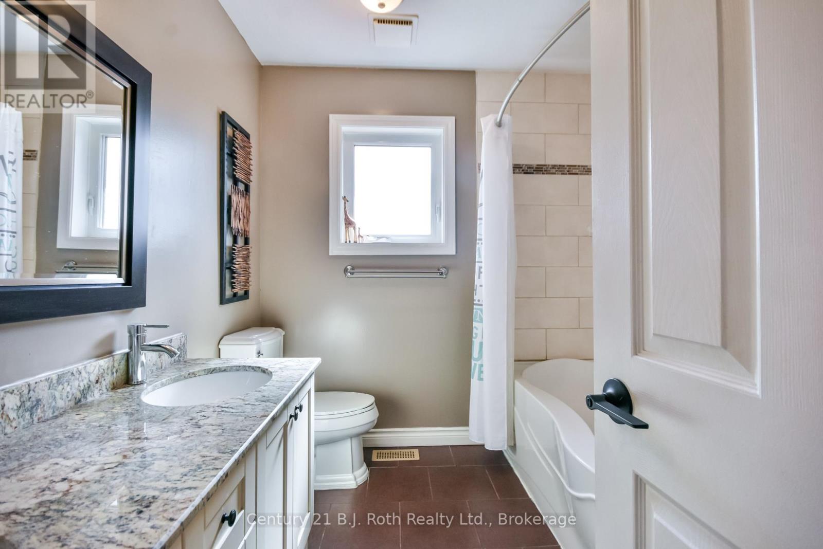 49 Sulky Drive, Penetanguishene, Ontario  L9M 1J4 - Photo 23 - S12455338