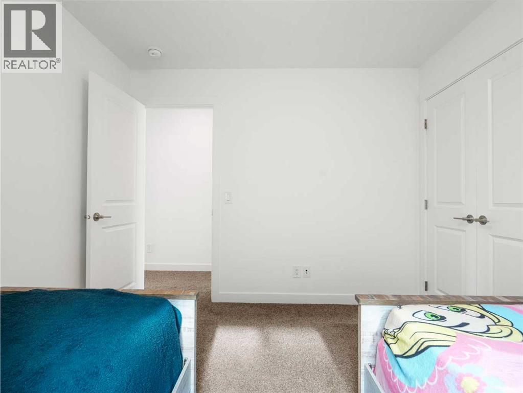 18 West Grove Mews Sw, Calgary, Alberta  T3H 2B1 - Photo 29 - A2262766