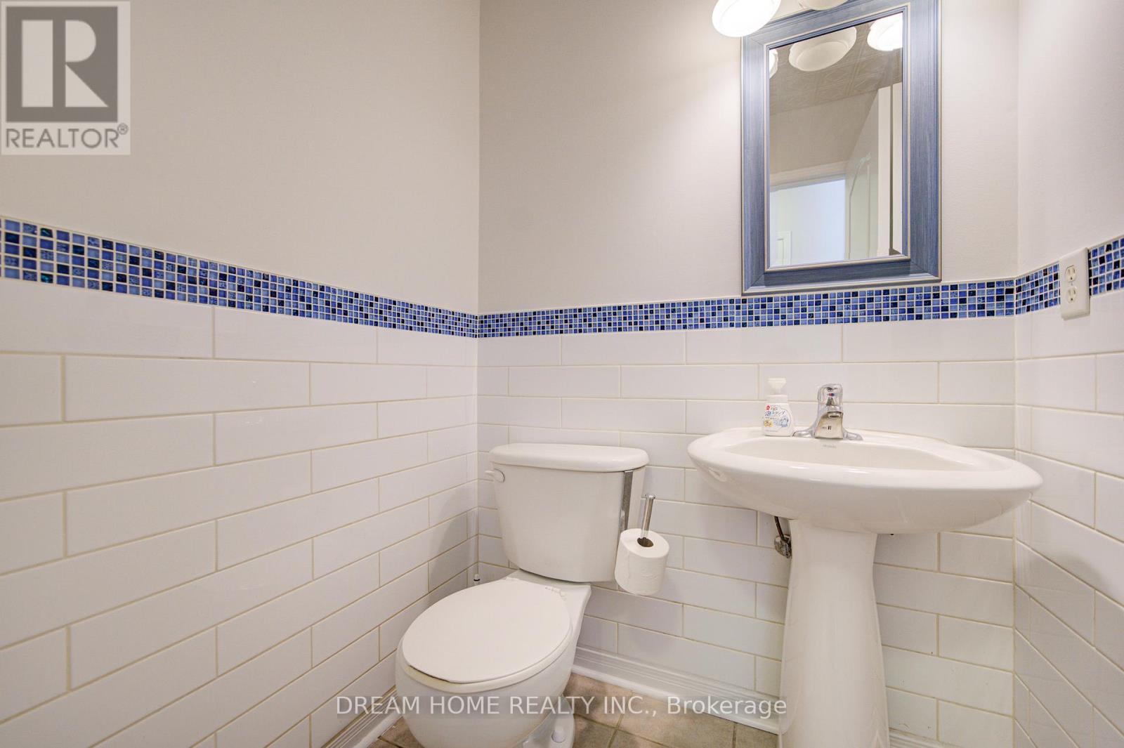 23 Viscount Way, East Gwillimbury, Ontario  L0G 1M0 - Photo 18 - N12455221