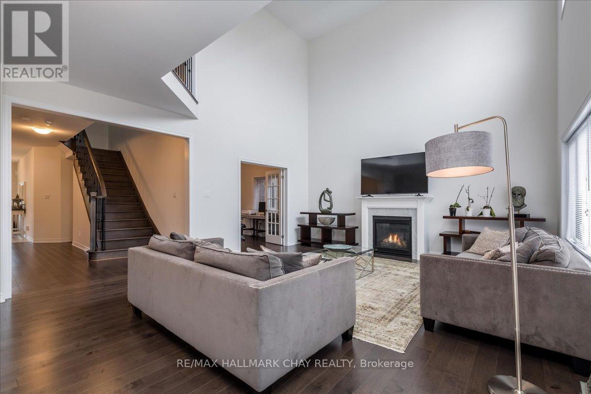 1433 Mcroberts Crescent, Innisfil, Ontario  L9S 4R7 - Photo 14 - N12455246