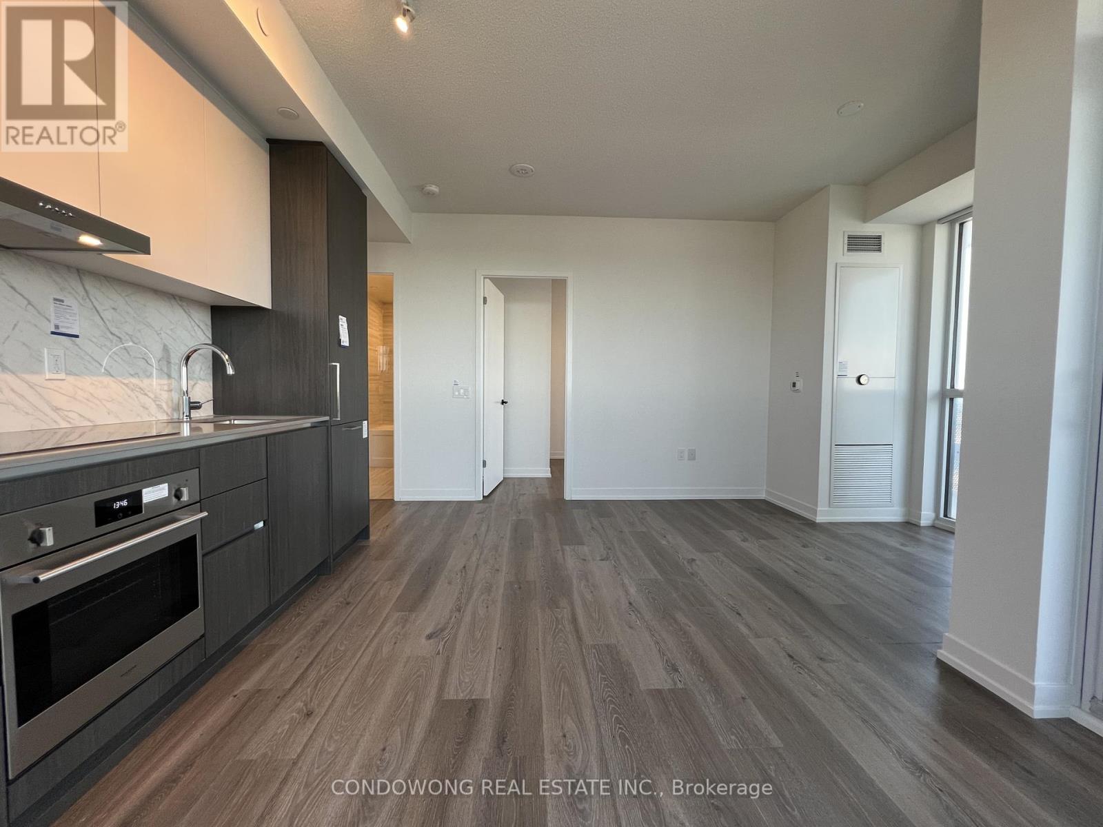 1206 - 225 COMMERCE STREET, Vaughan, Ontario