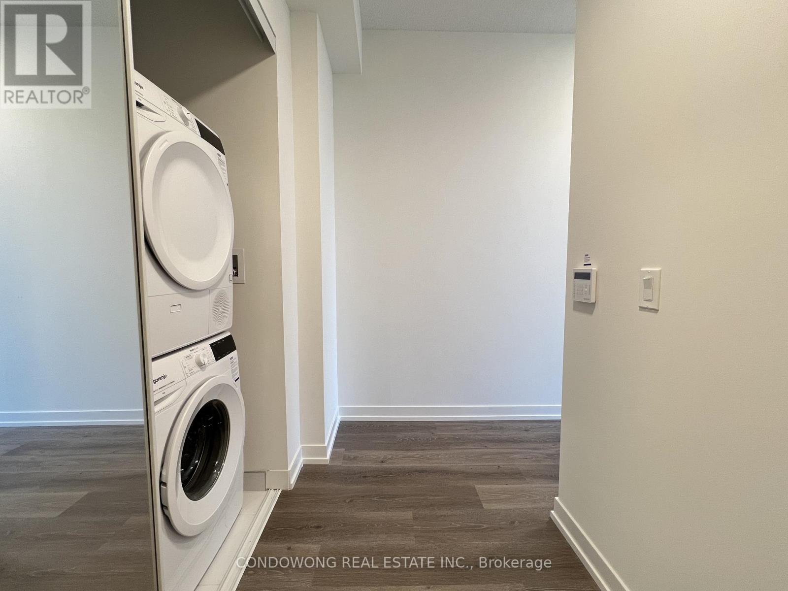 1206 - 225 Commerce Street, Vaughan, Ontario  L4K 0R1 - Photo 4 - N12455254