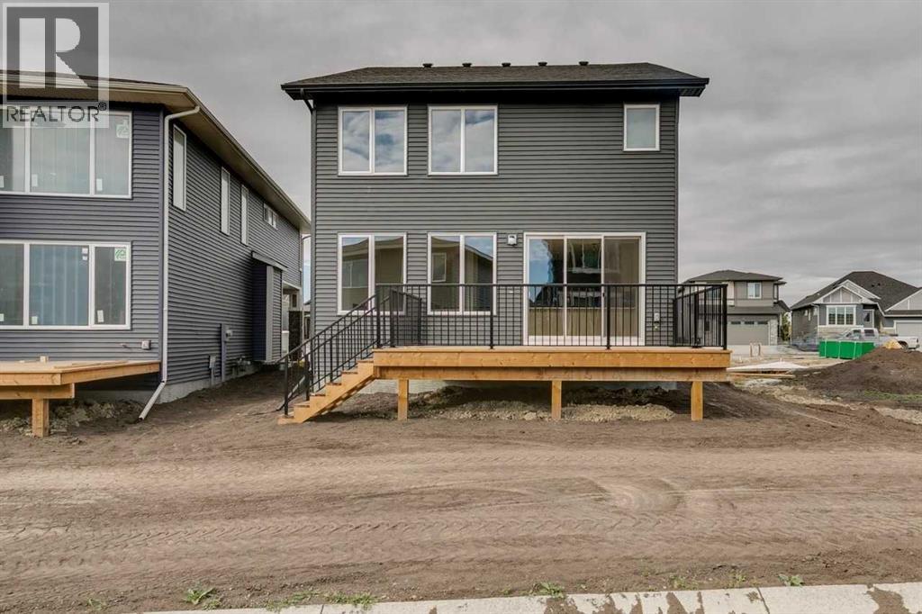 22 Wintergreen Bend, Okotoks, Alberta  T1S 5X8 - Photo 4 - A2232915