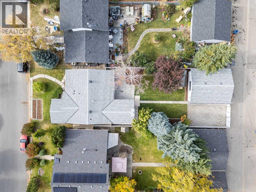 92 Woodford Drive Sw, Calgary, Alberta  T2W 4C3 - Photo 47 - A2258739