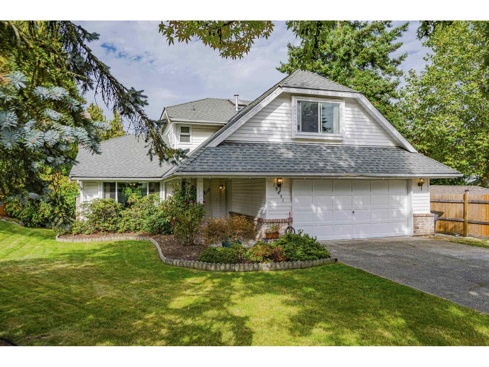 13451 60a Avenue, Surrey, British Columbia  V3X 1M1 - Photo 3 - R3057027