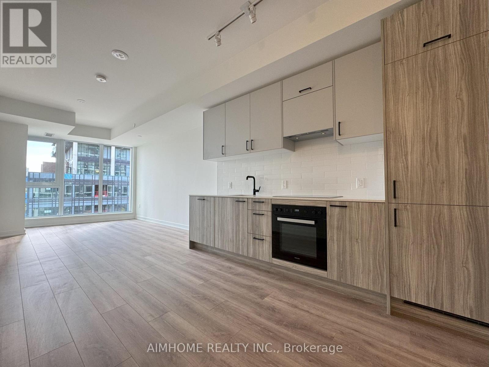 330 - 1 Kyle Lowry Road, Toronto, Ontario  M3C 0S6 - Photo 14 - C12450961