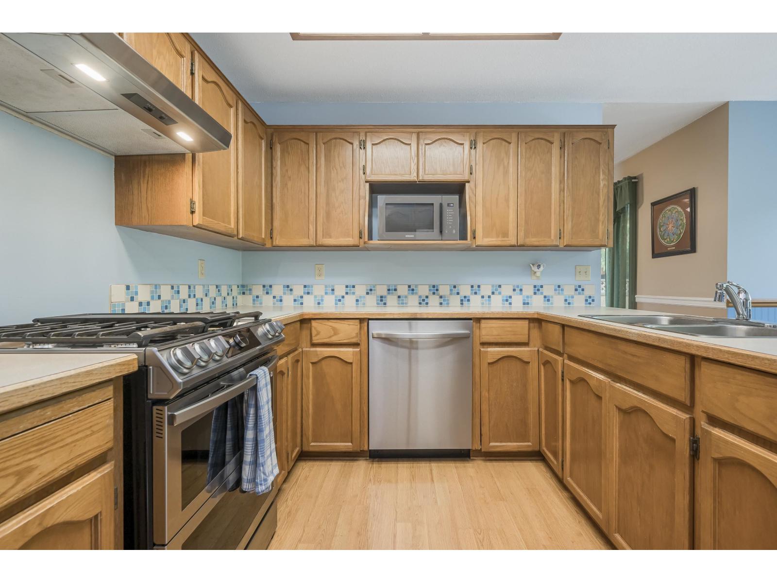 13451 60a Avenue, Surrey, British Columbia  V3X 1M1 - Photo 11 - R3057027